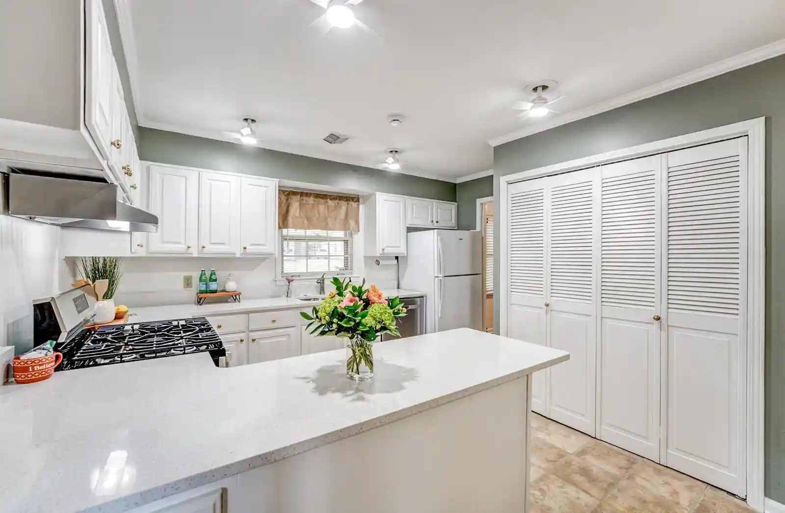 Photo 4 of Single family home for sale at 5341 Timmons Ave, Memphis, TN 38119 | MLS# 10228932 | Listing updated on 2026-09-03