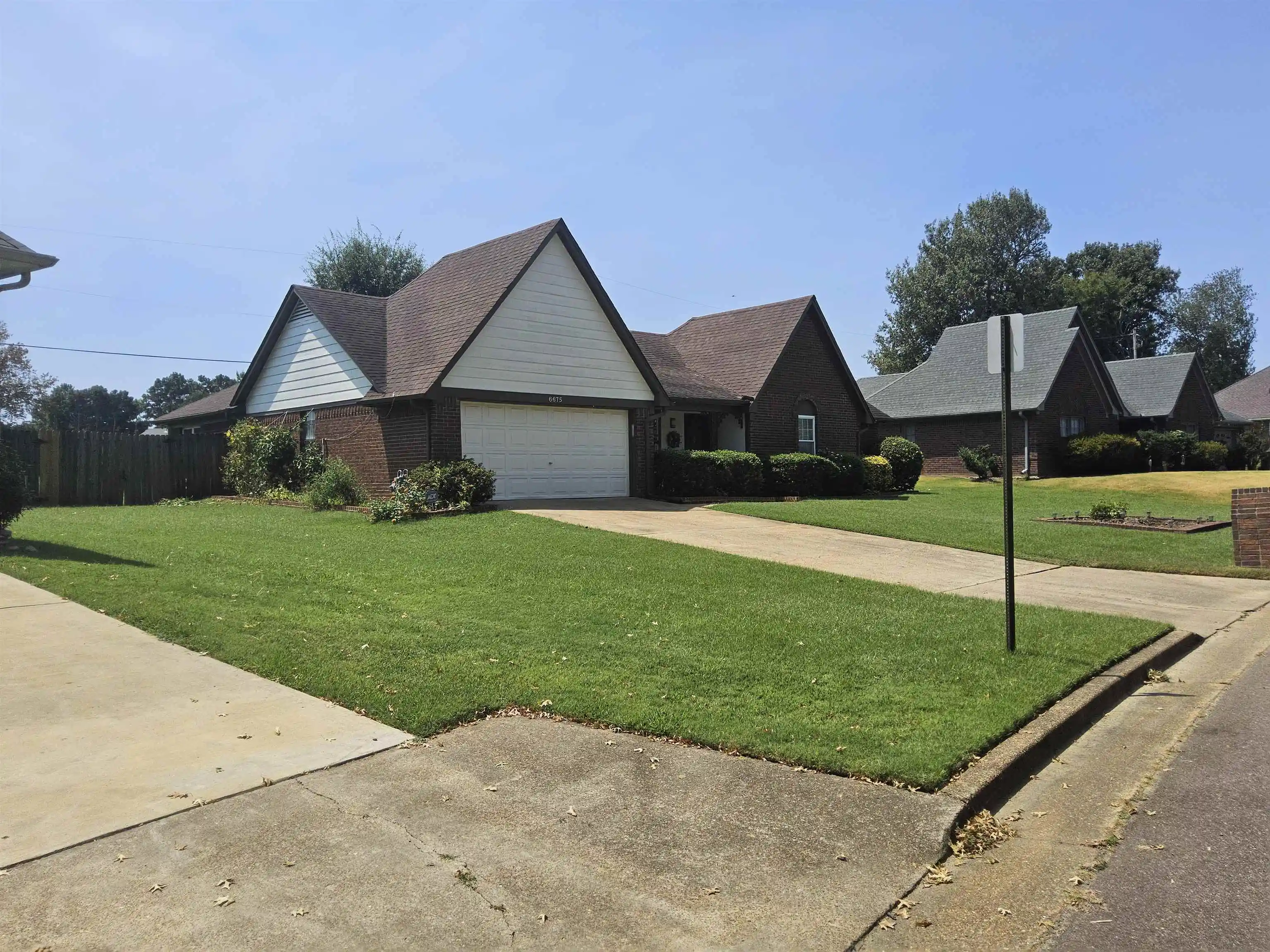 Photo 1 of Sale Pending at 6675 Walter Forest Cv, Memphis, TN 38141 | MLS# 10228937 | Listing updated on 2026-09-10