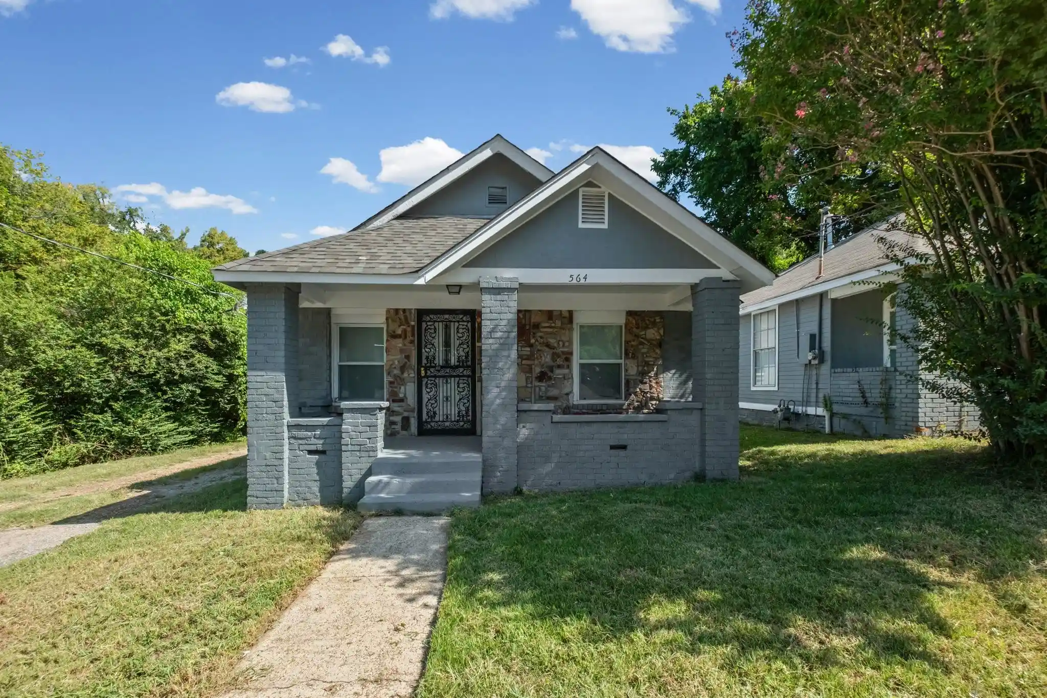House for sale at 564 W Peebles Rd, Memphis, TN 38109 | MLS# 10228957 | Listing updated on 2026-08-22