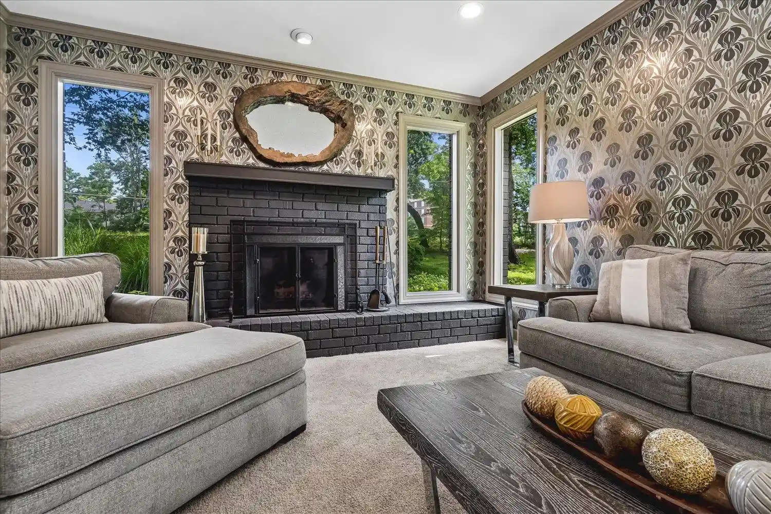 Photo 2 of Single family home for sale at 6767 Poplar Pike, Memphis, TN 38119 | MLS# 10228962 | Listing updated on 2026-09-08