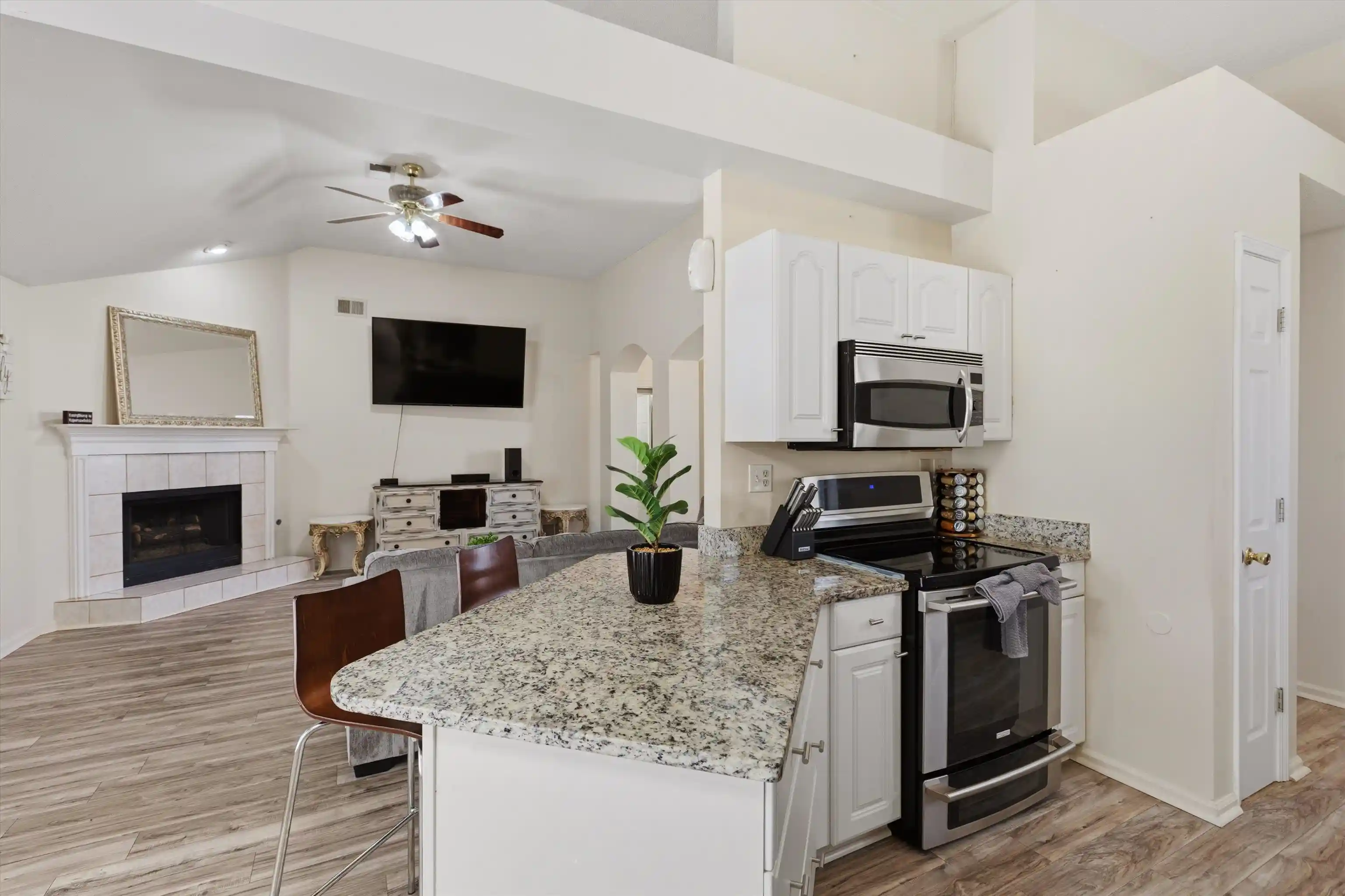Photo 3 of Sale Pending at 4790 Kassel Cv, Memphis, TN 38116 | MLS# 10228966 | Listing updated on 2026-08-25