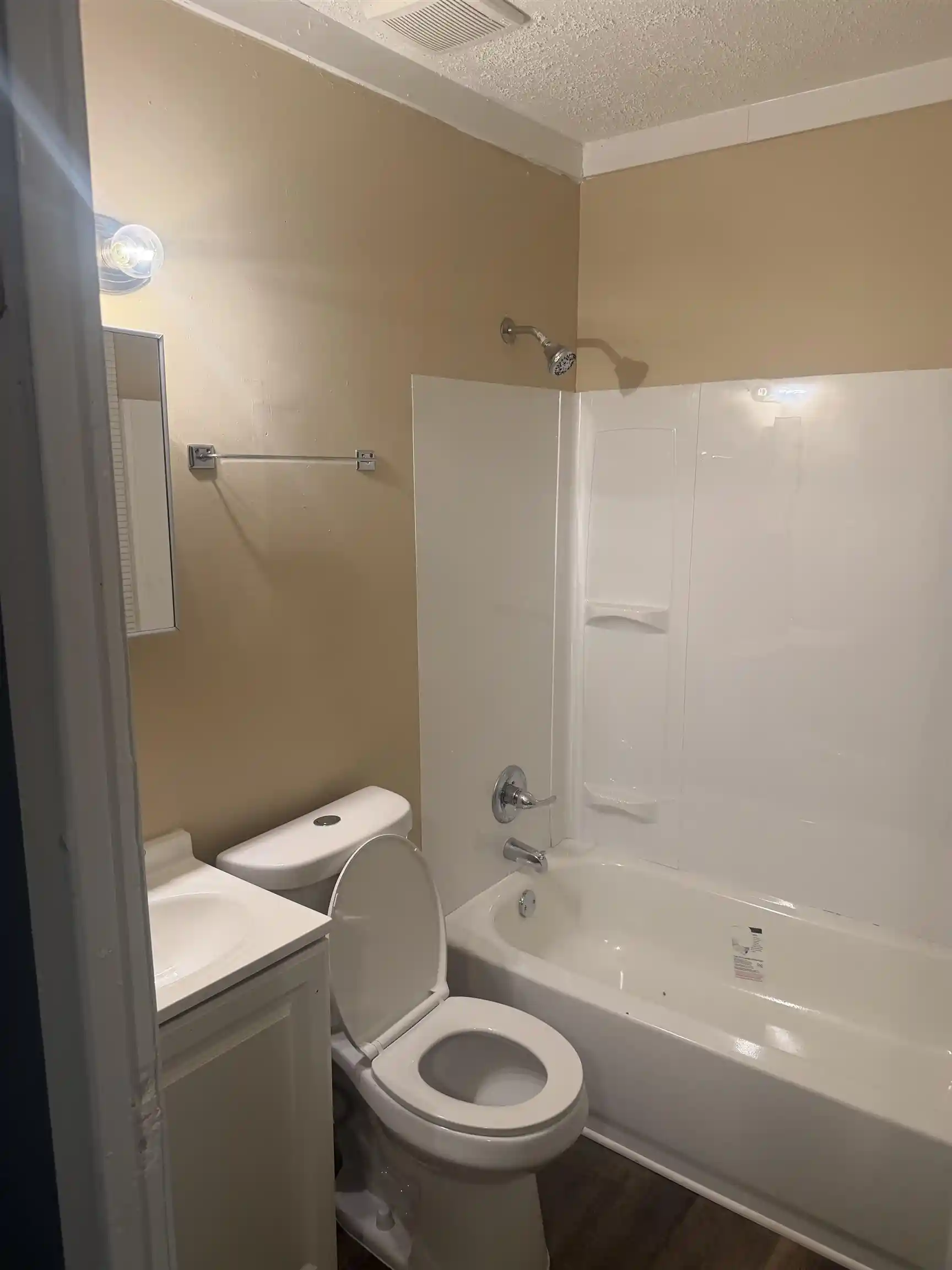 Photo 4 of Single family home for sale at 1461 Wilson St, Memphis, TN 38106 | MLS# 10228970 | Listing updated on 2026-08-23