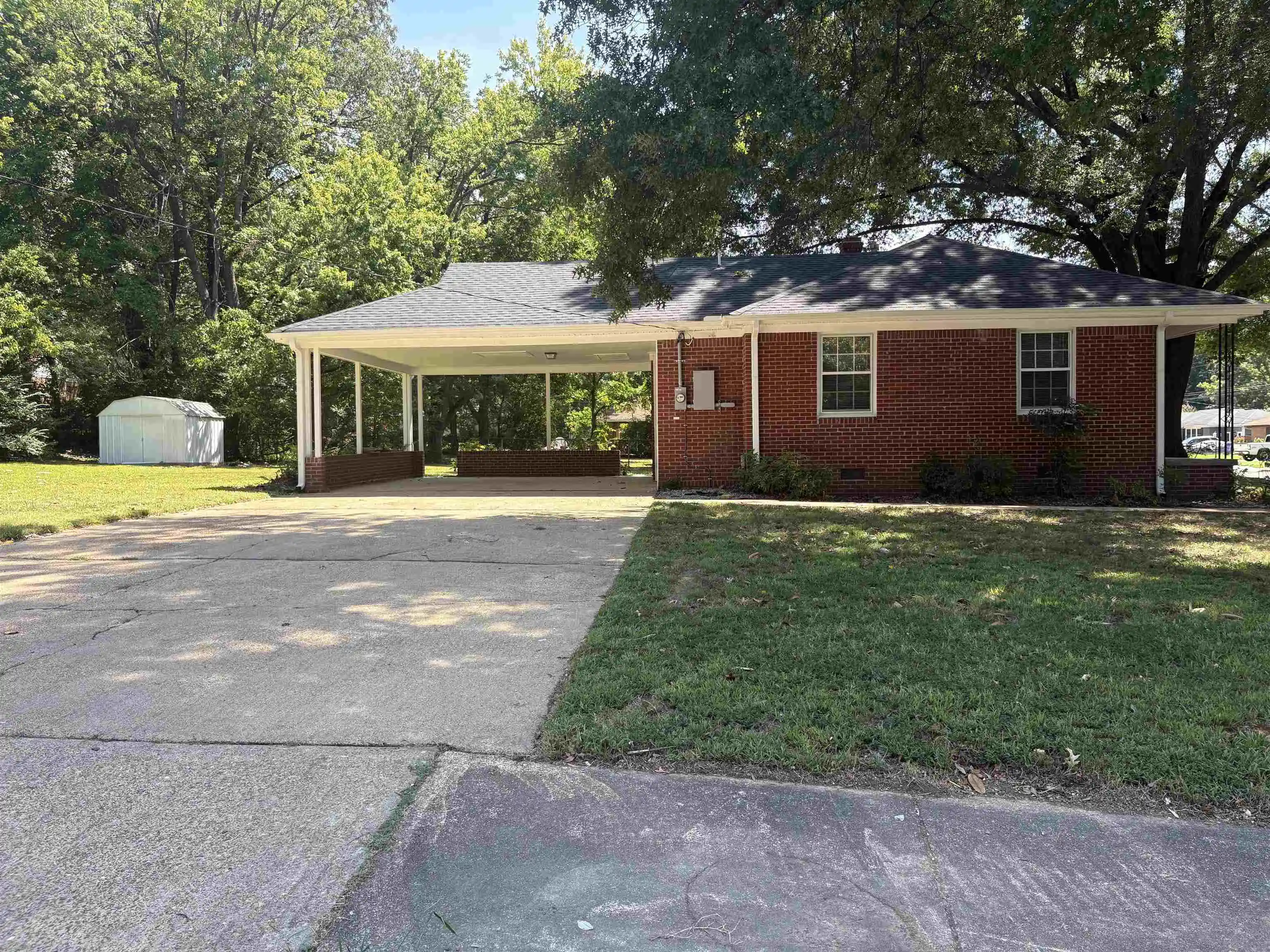 Photo 2 of Single family home for sale at 1820 Macaulay Ave, Memphis, TN 38127 | MLS# 10228982 | Listing updated on 2026-08-24