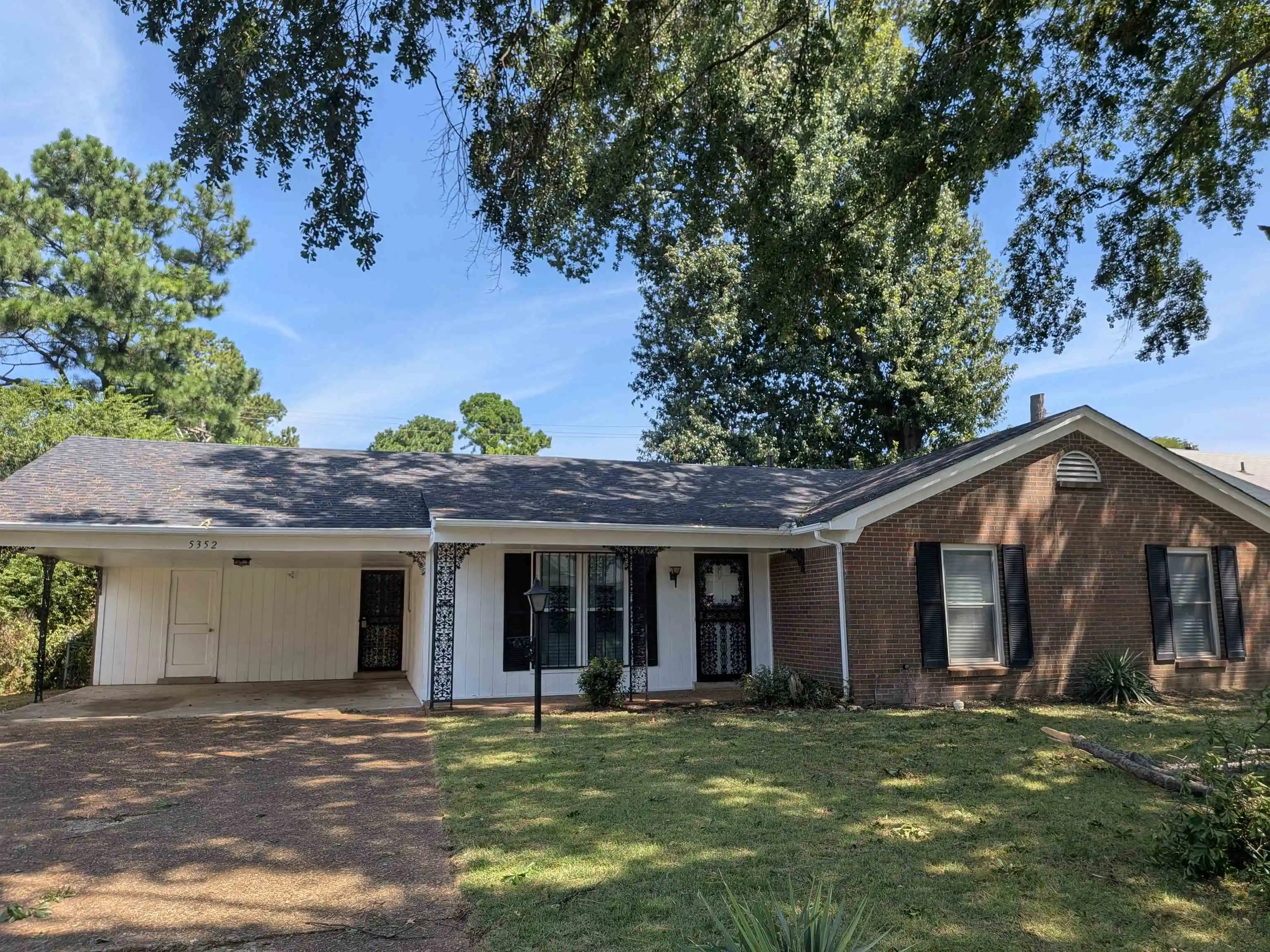 Photo 1 of Single family home for sale at 5352 Heritage Dr, Memphis, TN 38115 | MLS# 10228985 | Listing updated on 2026-09-01