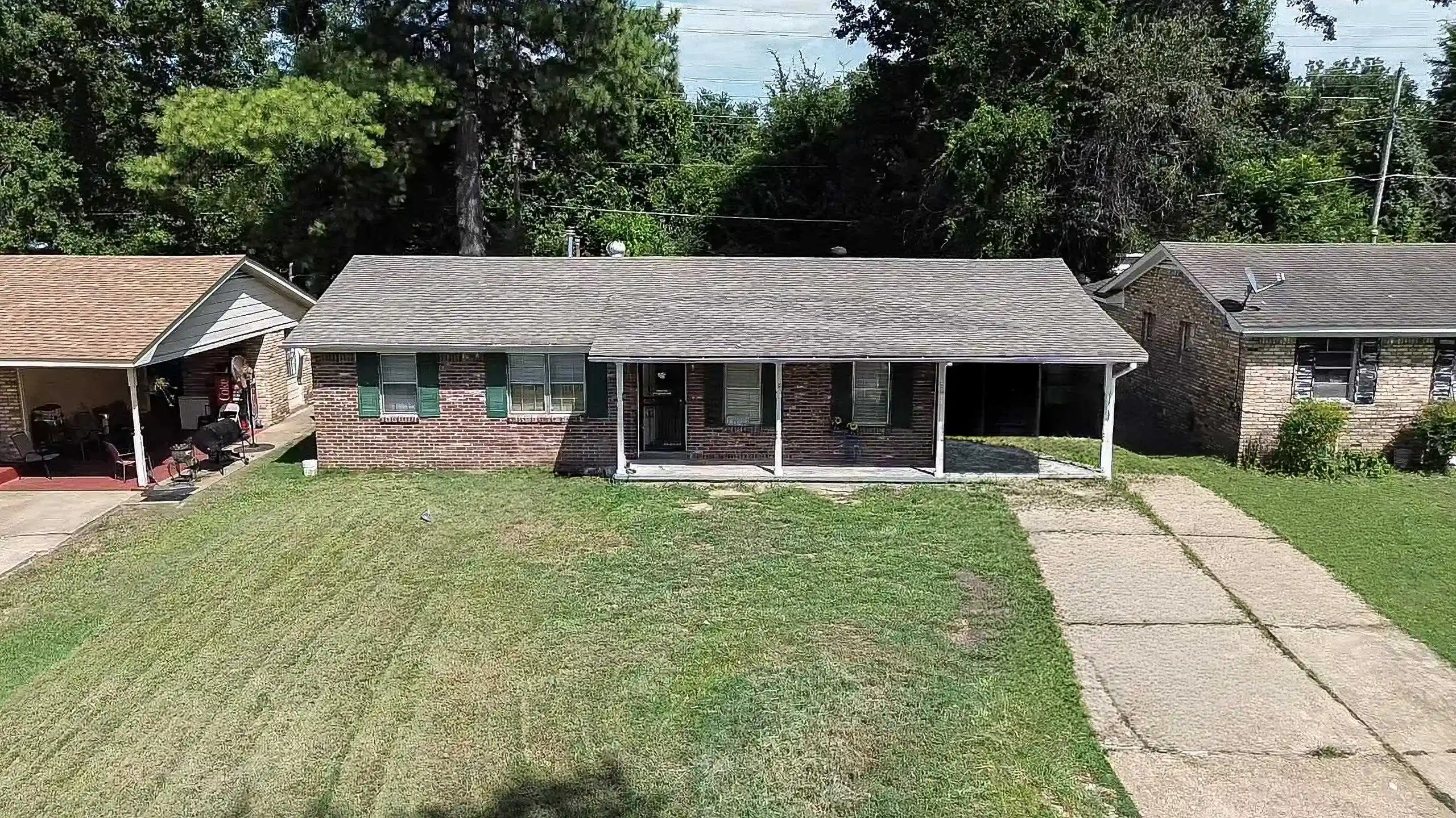 Photo 1 of Sale Pending at 3000 Capri St, Memphis, TN 38118 | MLS# 10228999 | Listing updated on 2026-09-10