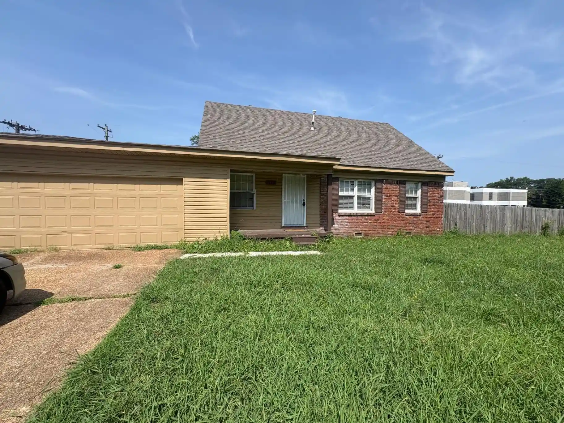 Photo 1 of Sale Pending at 1713 Homedale Ave, Memphis, TN 38116 | MLS# 10229023 | Listing updated on 2026-09-15