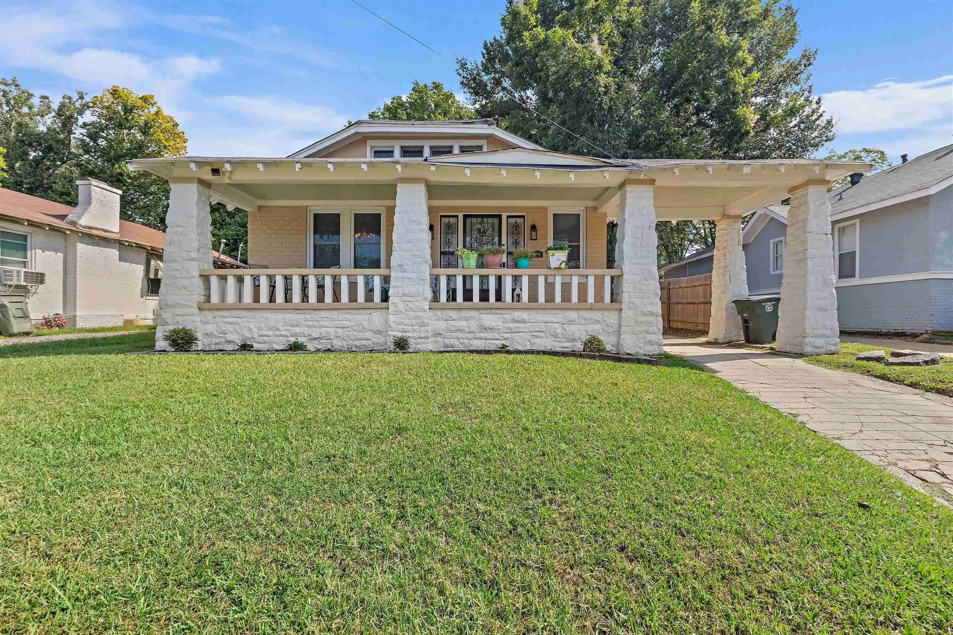 Photo 1 of Single family home for sale at 1942 Lamar Ave, Memphis, TN 38114 | MLS# 10229031 | Listing updated on 2026-08-24
