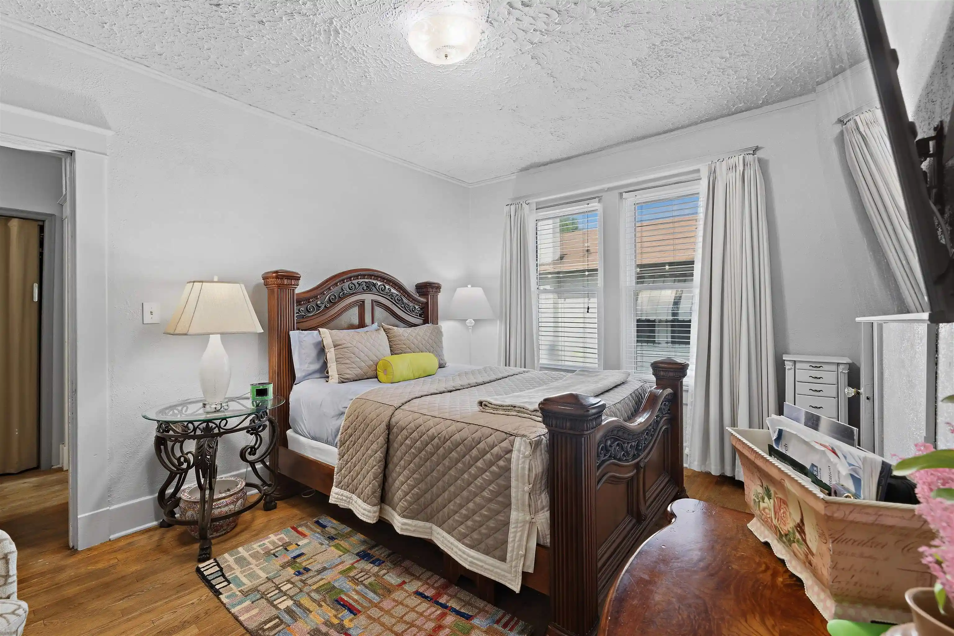 Photo 3 of Single family home for sale at 1942 Lamar Ave, Memphis, TN 38114 | MLS# 10229031 | Listing updated on 2026-08-24