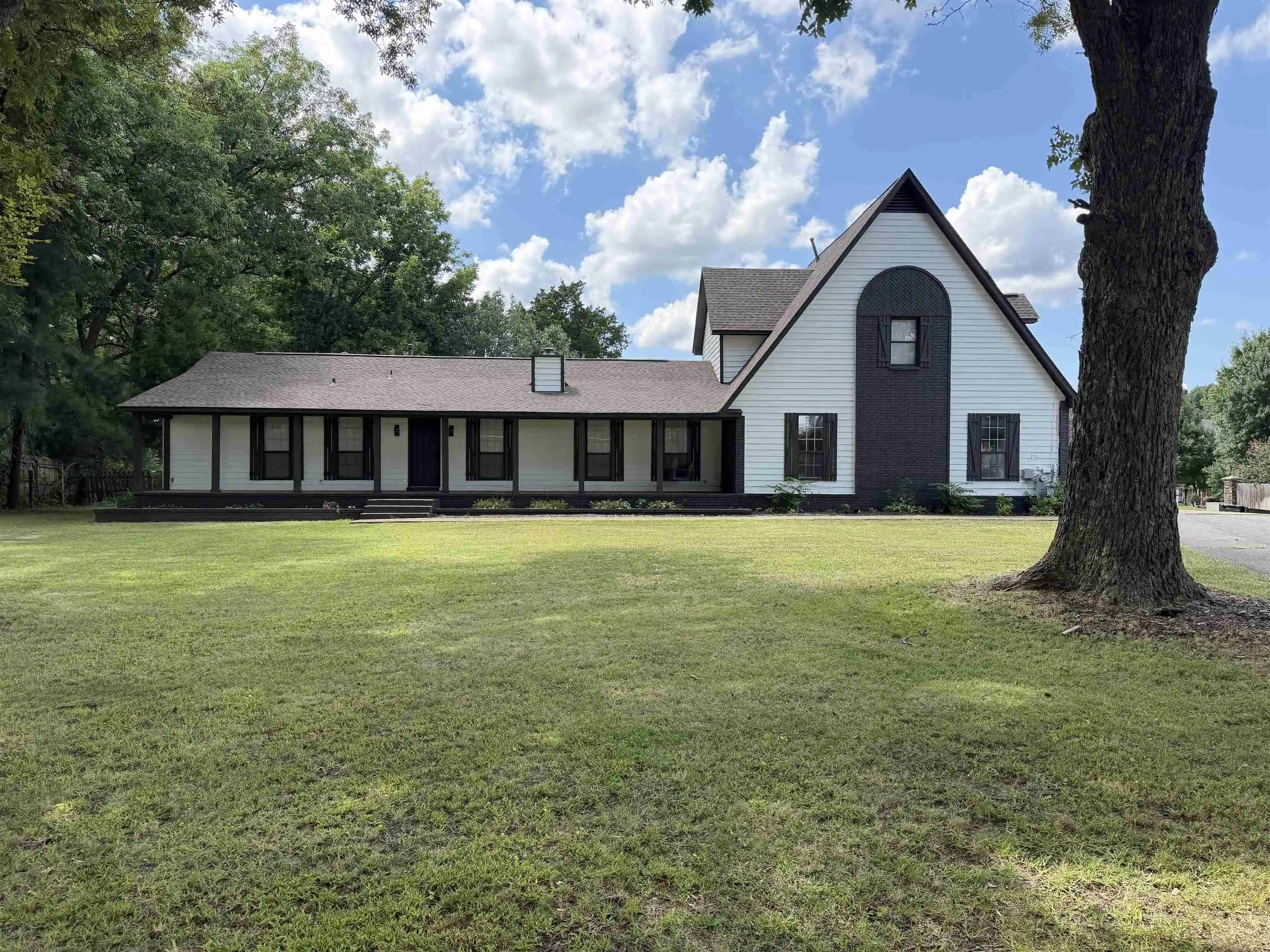Photo 1 of Single family home for sale at 4511 Ellendale Rd, Bartlett, TN 38135 | MLS# 10229040 | Listing updated on 2026-09-09