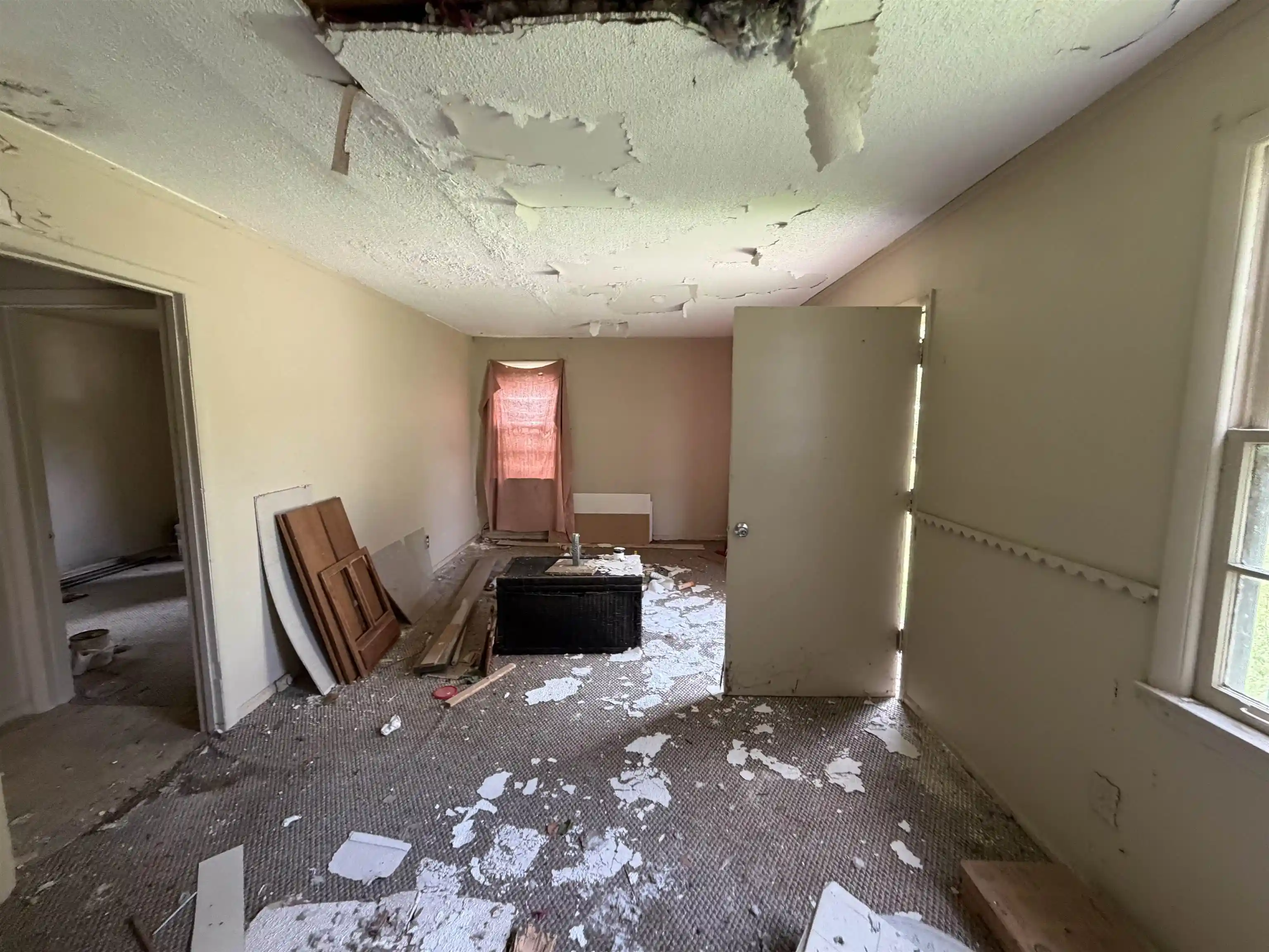 Photo 2 of Single family home for sale at 3220 Winslow Rd, Memphis, TN 38109 | MLS# 10229043 | Listing updated on 2026-08-25