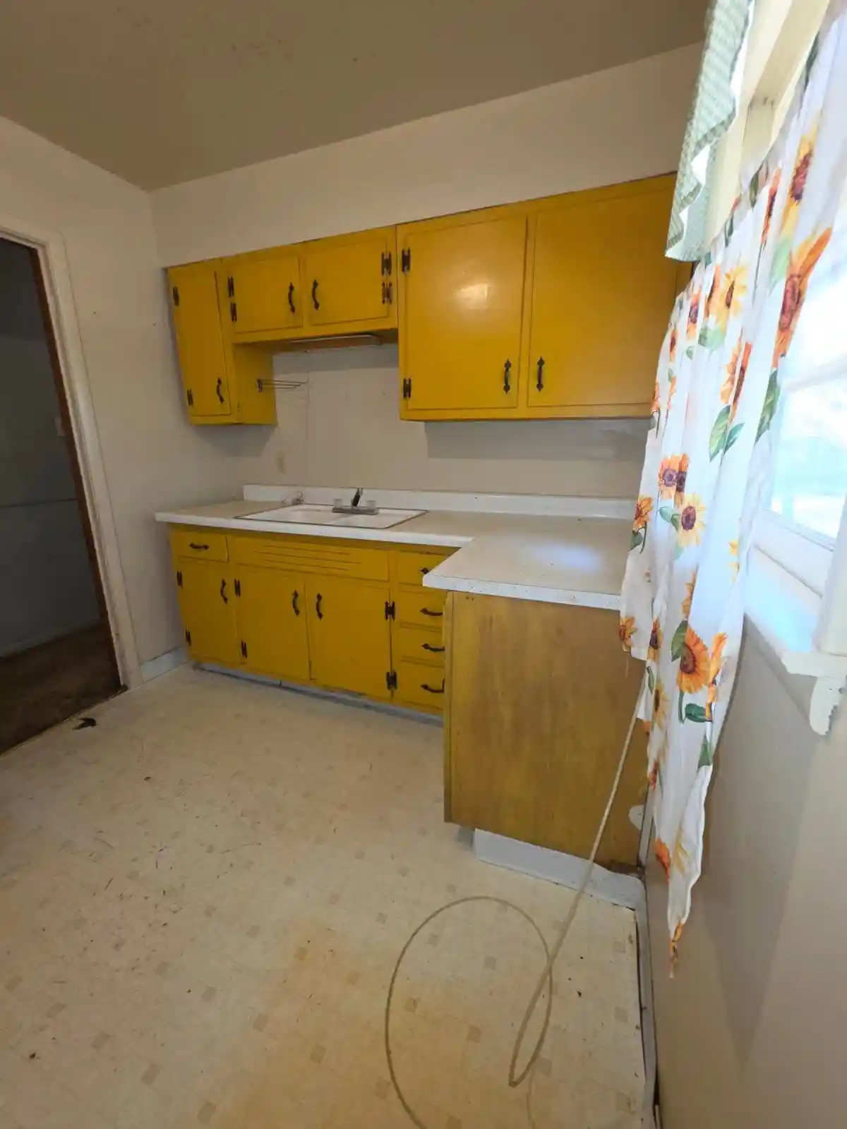 Photo 2 of Single family home for sale at 5350 Lochinvar Rd, Memphis, TN 38116 | MLS# 10229046 | Listing updated on 2026-09-08