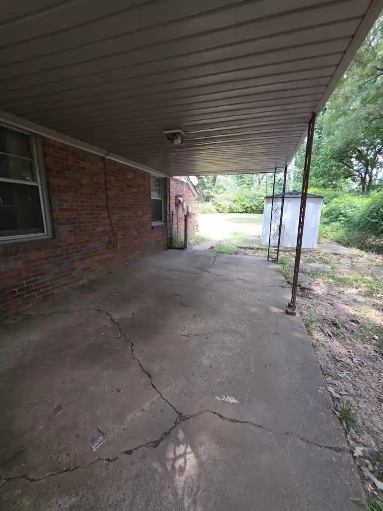Photo 4 of Single family home for sale at 5350 Lochinvar Rd, Memphis, TN 38116 | MLS# 10229046 | Listing updated on 2026-09-08