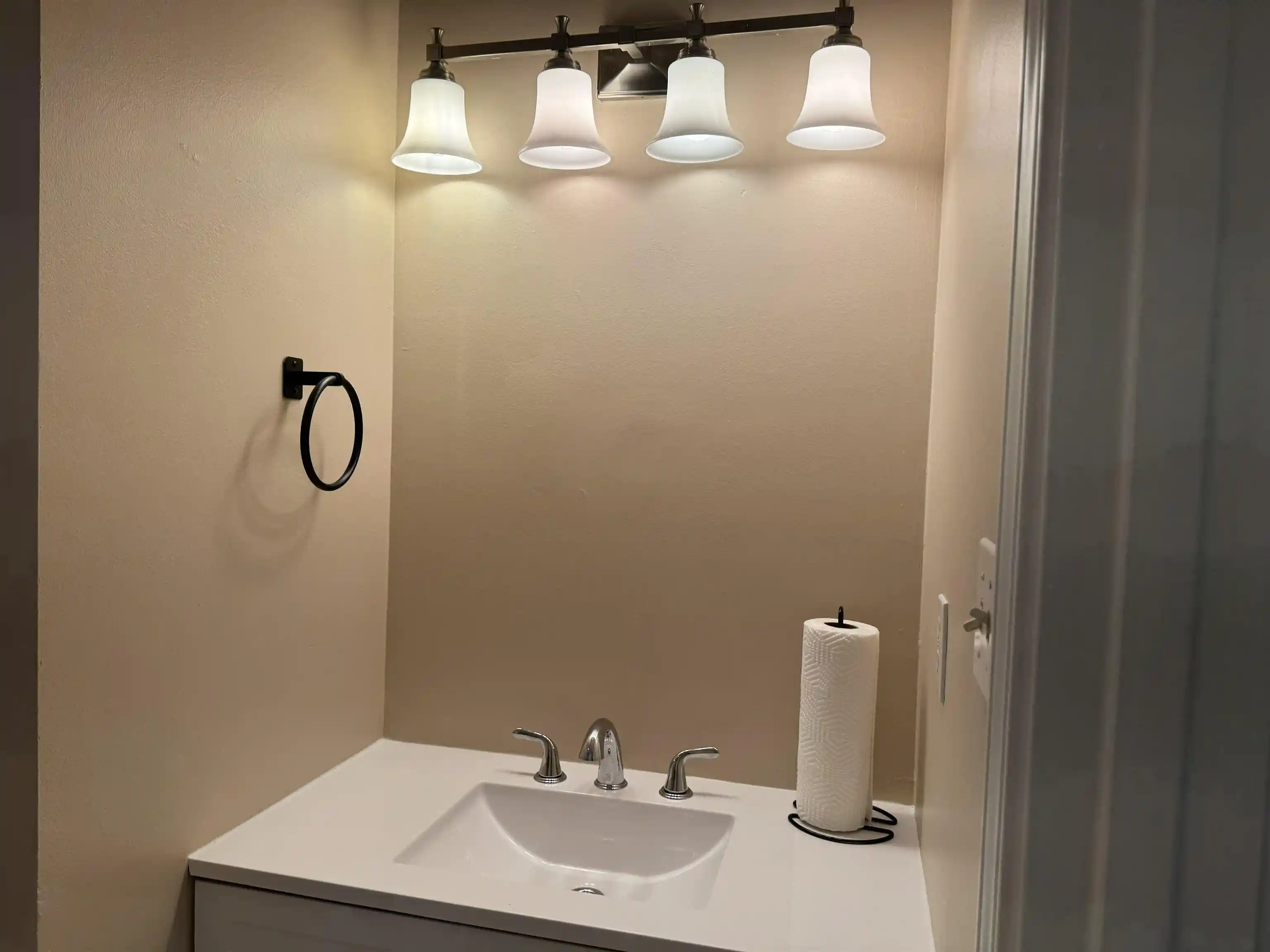 Photo 2 of Sale Pending at 7758 Wolf Hollow Dr, Memphis, TN 38133 | MLS# 10229050 | Listing updated on 2026-09-03