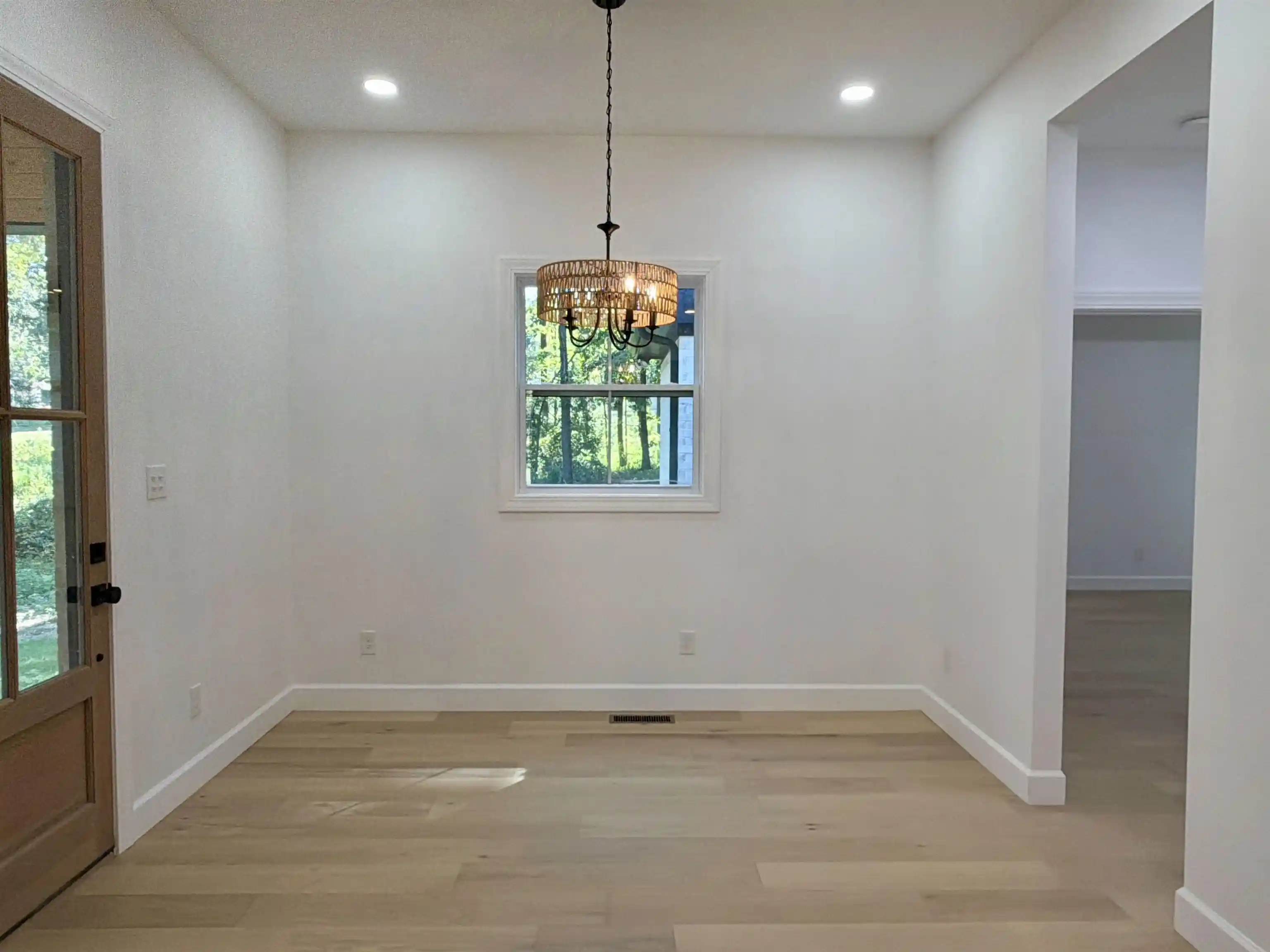 Photo 3 of Single family home for sale at 25 Crescent Ln, Selmer, TN 38375 | MLS# 10229090 | Listing updated on 2026-08-25