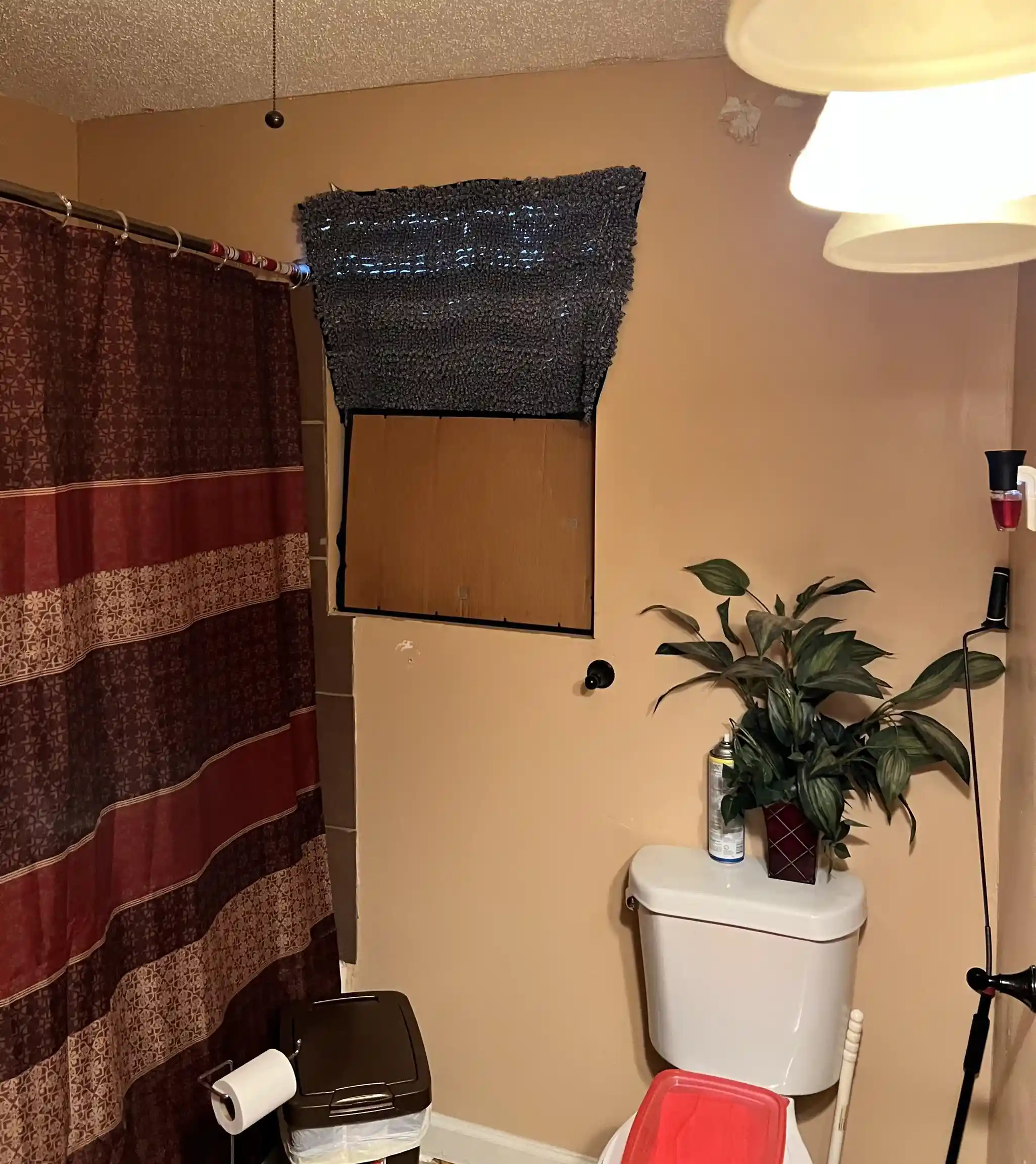 Photo 7 of Sale Pending at 1102 Chicago Ave, Memphis, TN 38107 | MLS# 10229103 | Listing updated on 2026-09-04