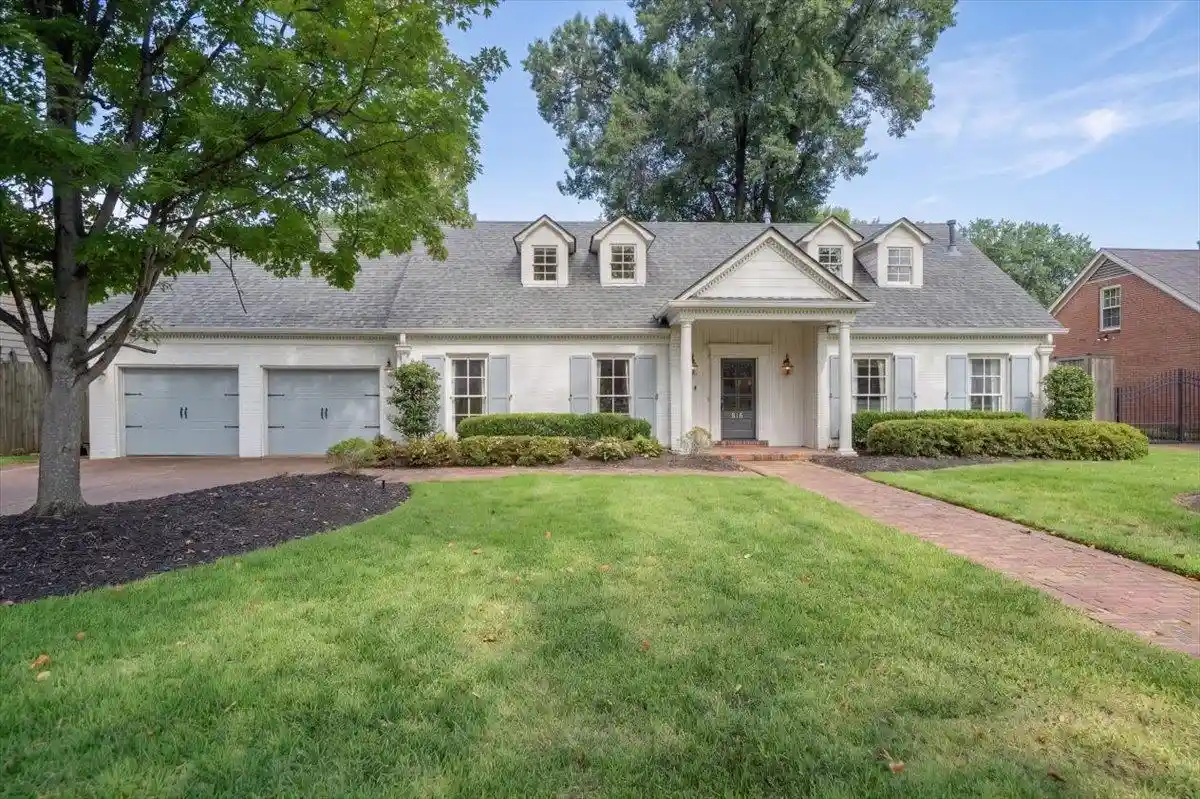 Photo 1 of Single family home for sale at 816 Reddoch St, Memphis, TN 38120 | MLS# 10229109 | Listing updated on 2026-09-11