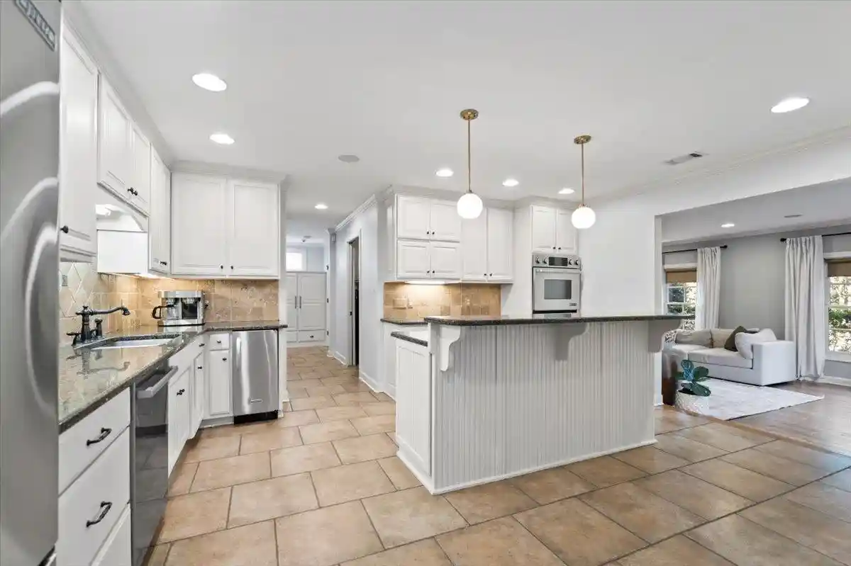 Photo 3 of Single family home for sale at 816 Reddoch St, Memphis, TN 38120 | MLS# 10229109 | Listing updated on 2026-09-11