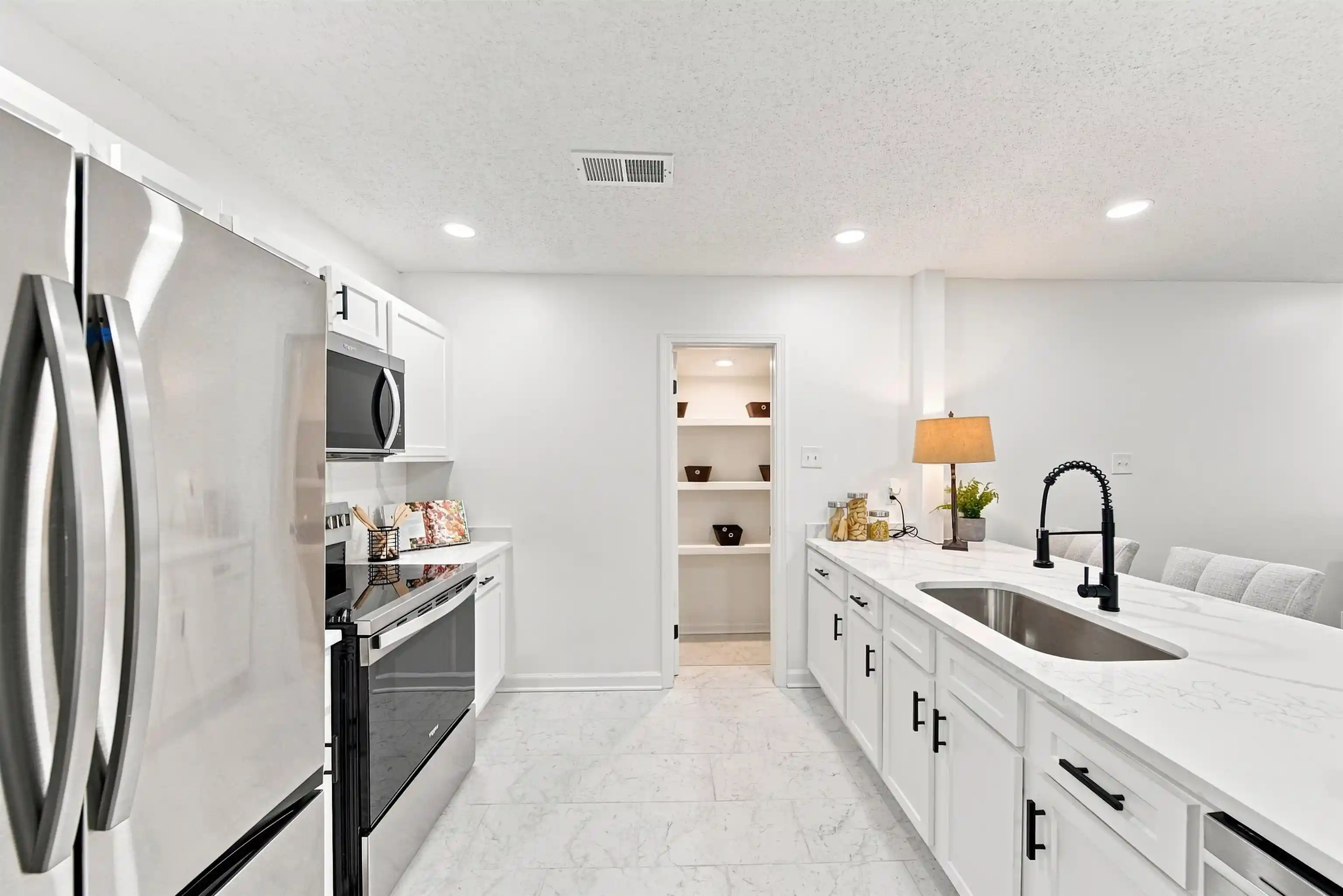Photo 3 of Single family home for sale at 458 Gerald Rd, Memphis, TN 38122 | MLS# 10229114 | Listing updated on 2026-09-21