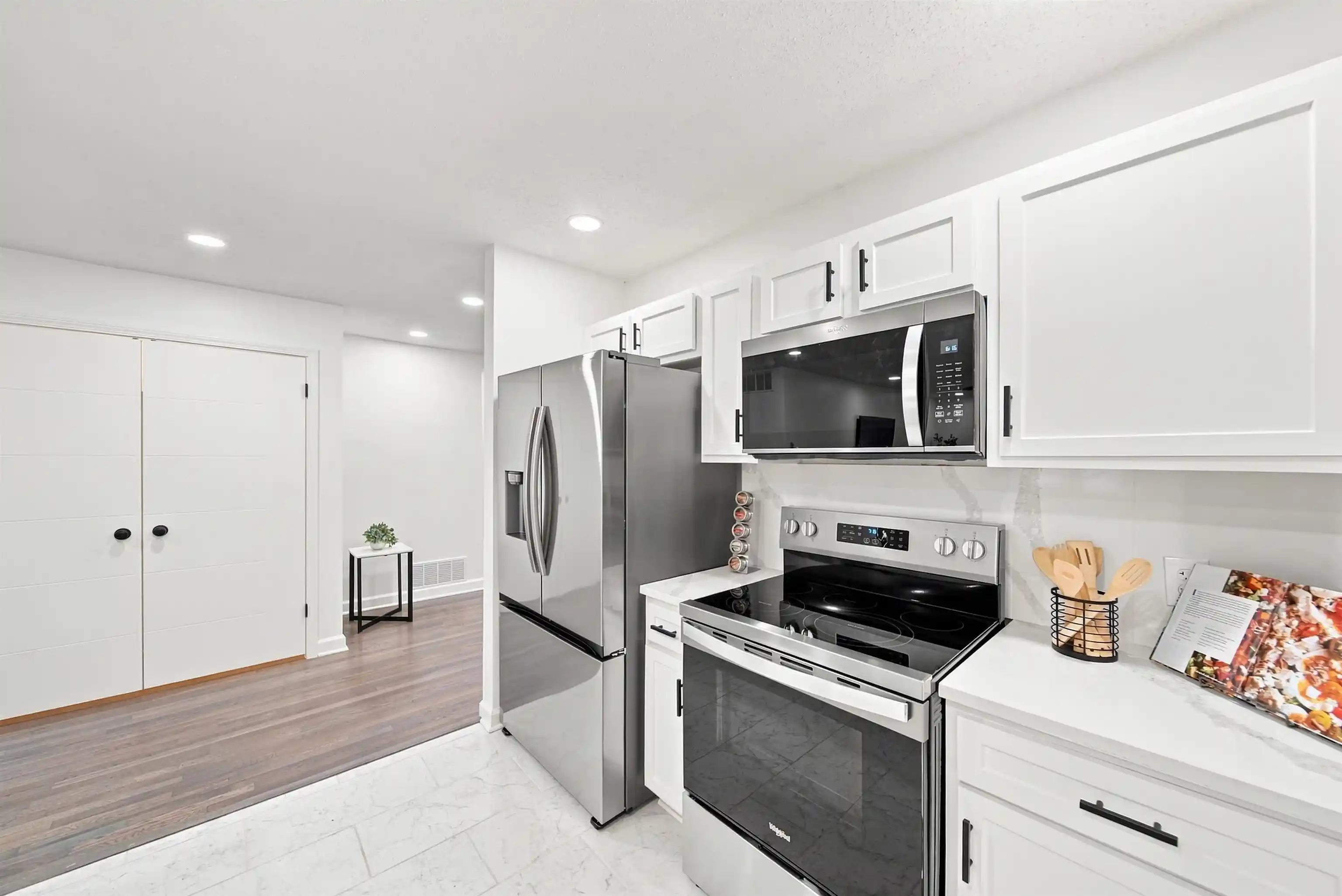 Photo 3 of Single family home for sale at 458 Gerald Rd, Memphis, TN 38122 | MLS# 10229114 | Listing updated on 2026-09-21
