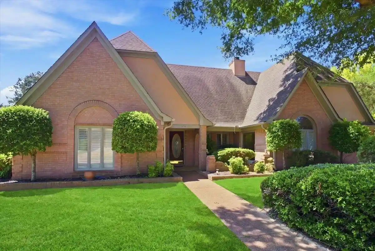 Photo 1 of Single family home for sale at 751 Lake Meadow Dr, Collierville, TN 38017 | MLS# 10229133 | Listing updated on 2026-09-10