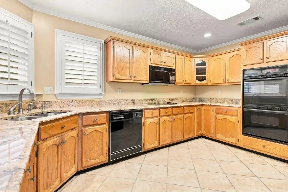 Photo 2 of Single family home for sale at 751 Lake Meadow Dr, Collierville, TN 38017 | MLS# 10229133 | Listing updated on 2026-09-10