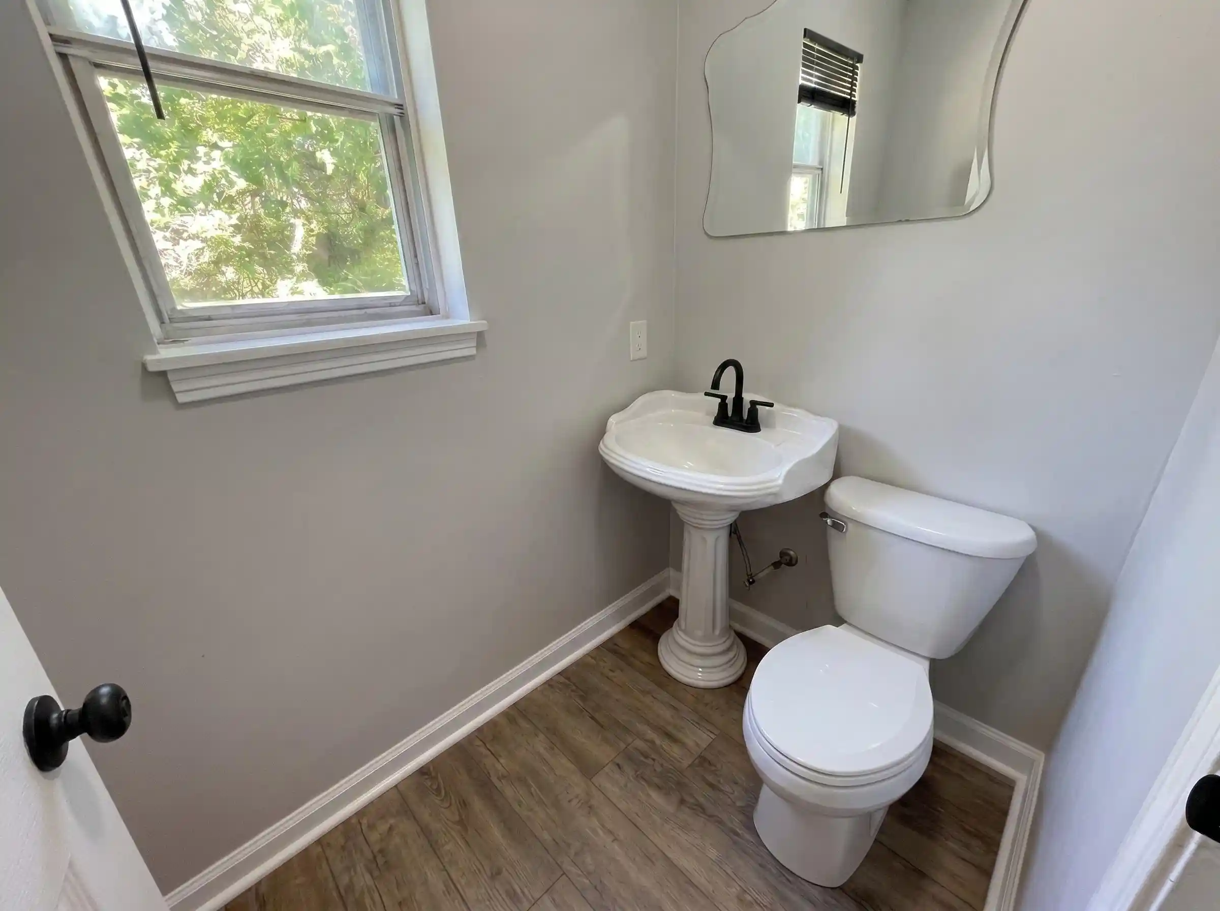 Photo 3 of Single family home for sale at 278 Hewlett Rd, Memphis, TN 38109 | MLS# 10229141 | Listing updated on 2026-09-11