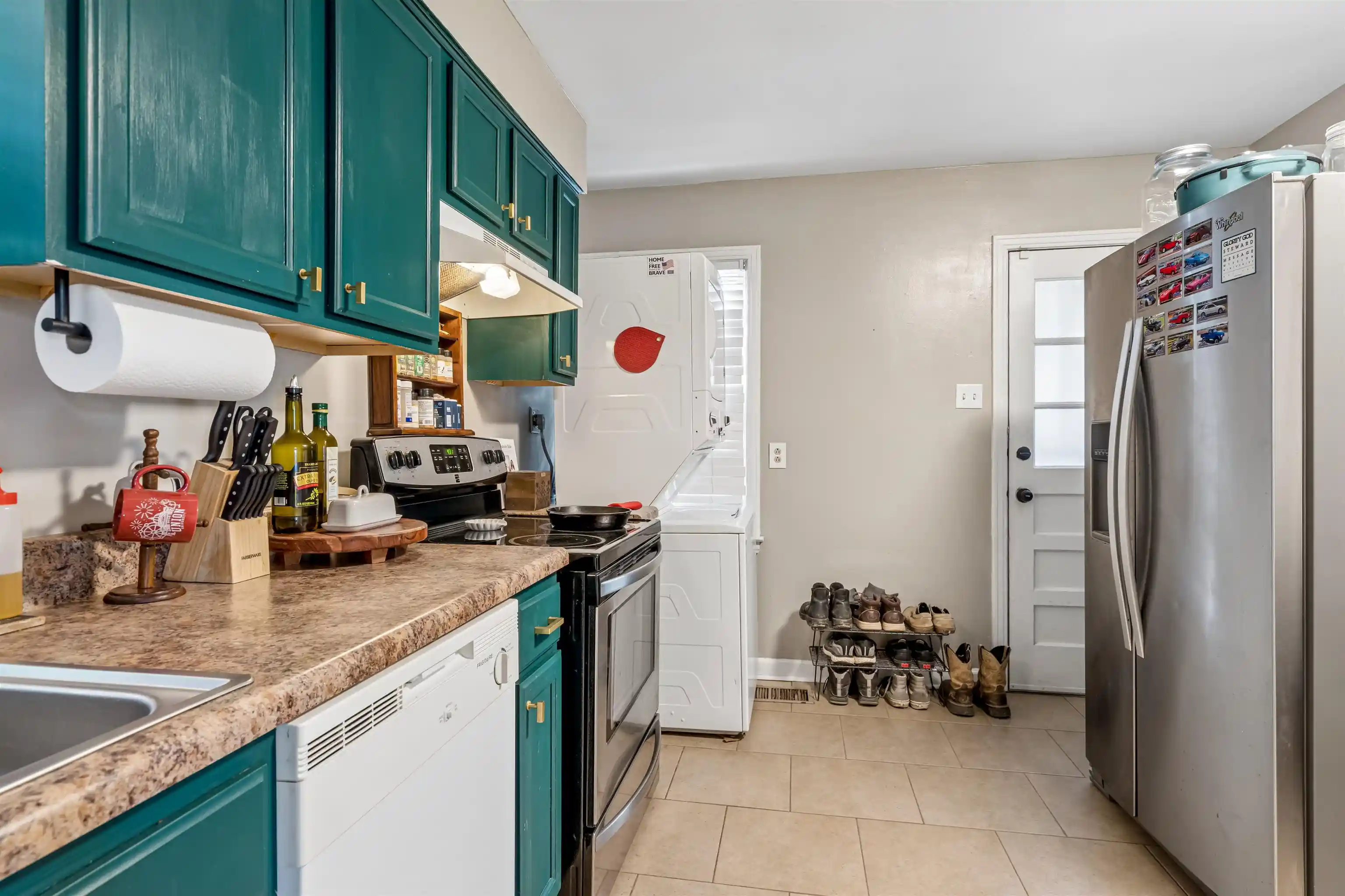 Photo 2 of Single family home for sale at 706 N Perkins Rd, Memphis, TN 38122 | MLS# 10229163 | Listing updated on 2026-08-27