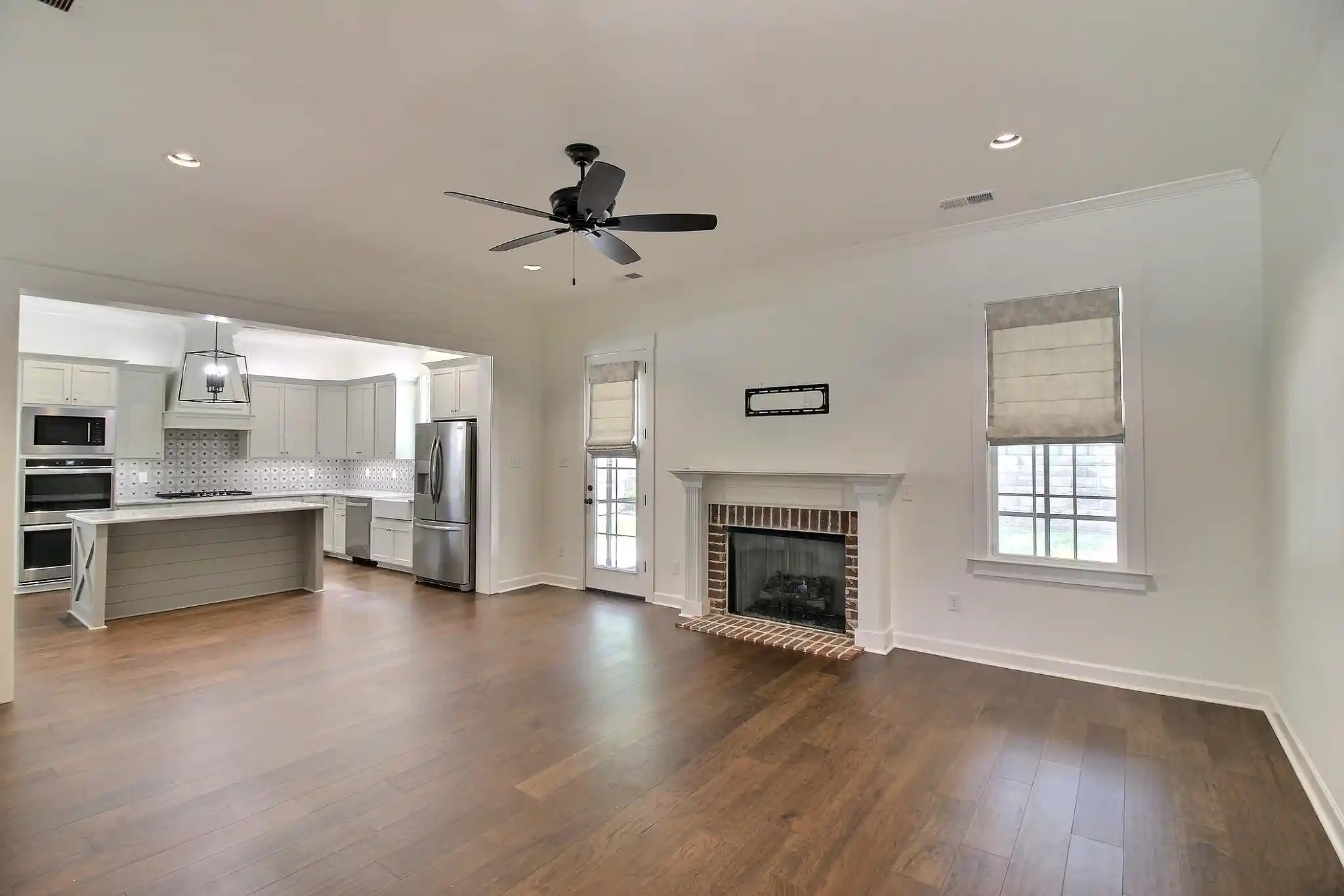 Photo 3 of Sale Pending at 30 Lafayette Crossing Dr, Rossville, TN 38066 | MLS# 10229201 | Listing updated on 2026-09-28