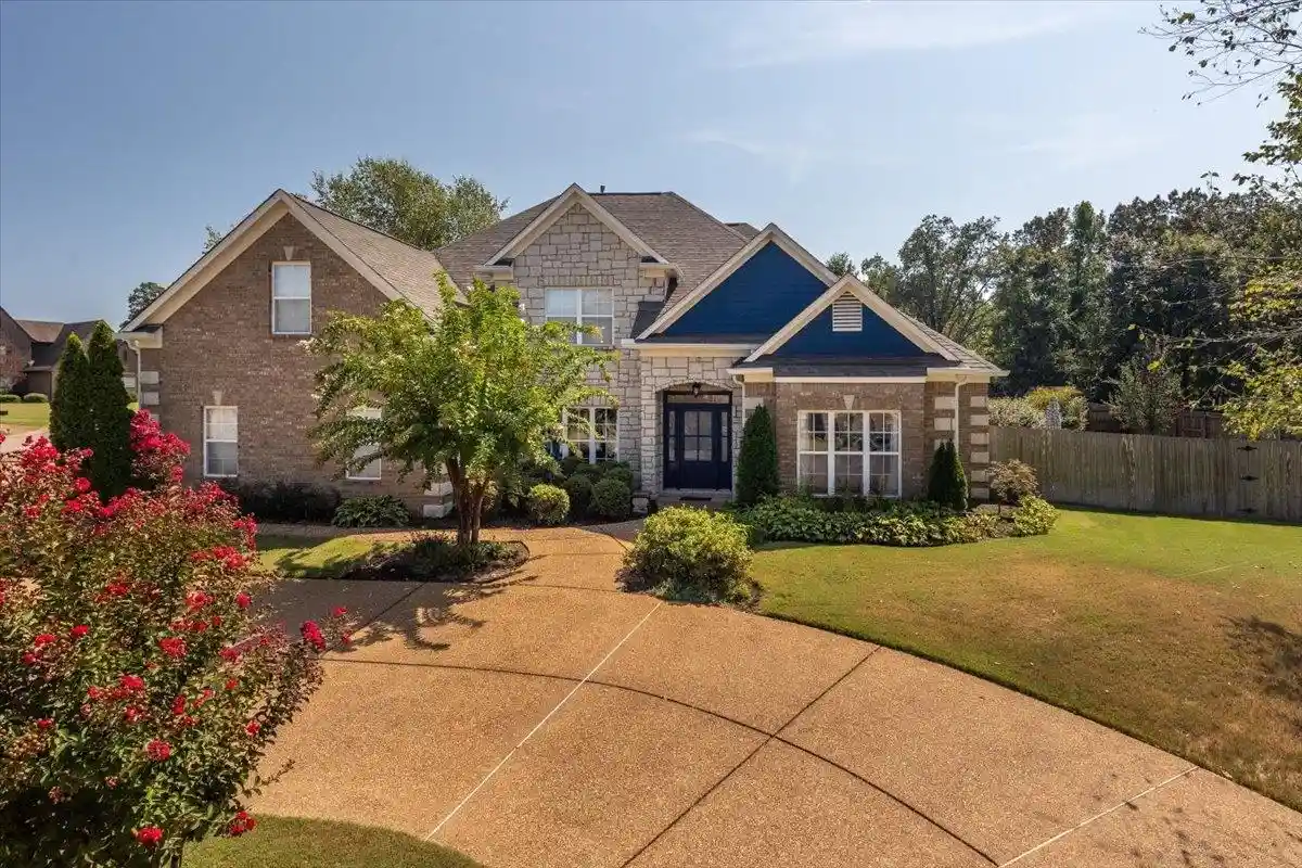 Photo 1 of Single family home for sale at 10 Sundance Cv, Somerville, TN 38068 | MLS# 10229215 | Listing updated on 2026-08-31