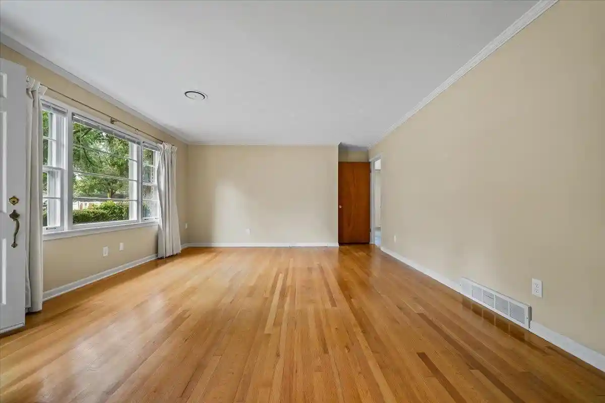 Photo 33 of Single family home for sale at 5408 Murff Ave, Memphis, TN 38119 | MLS# 10229225 | Listing updated on 2026-09-08