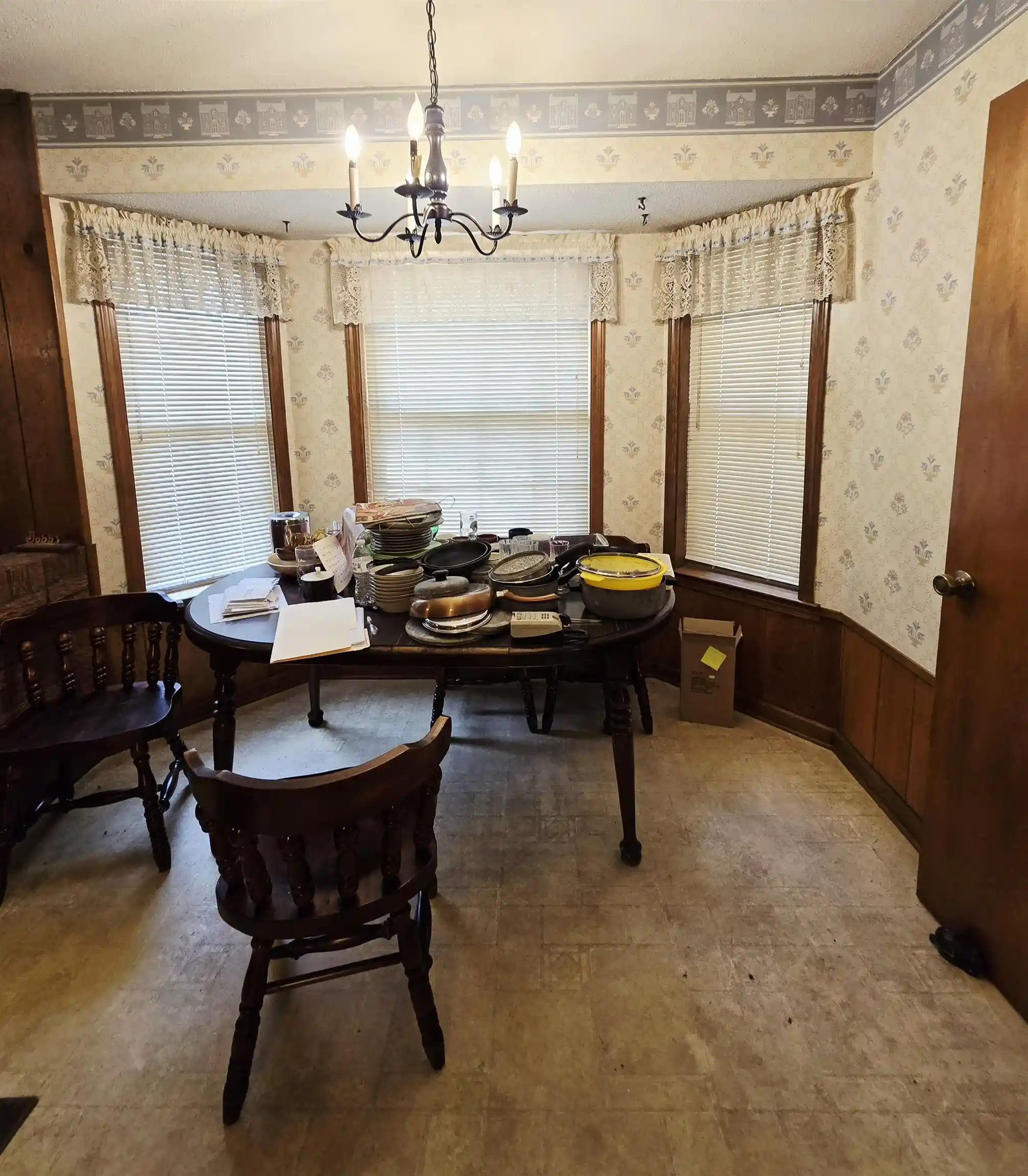 Photo 3 of Sale Pending at 6382 Trafalgar Dr, Memphis, TN 38134 | MLS# 10229245 | Listing updated on 2026-09-01