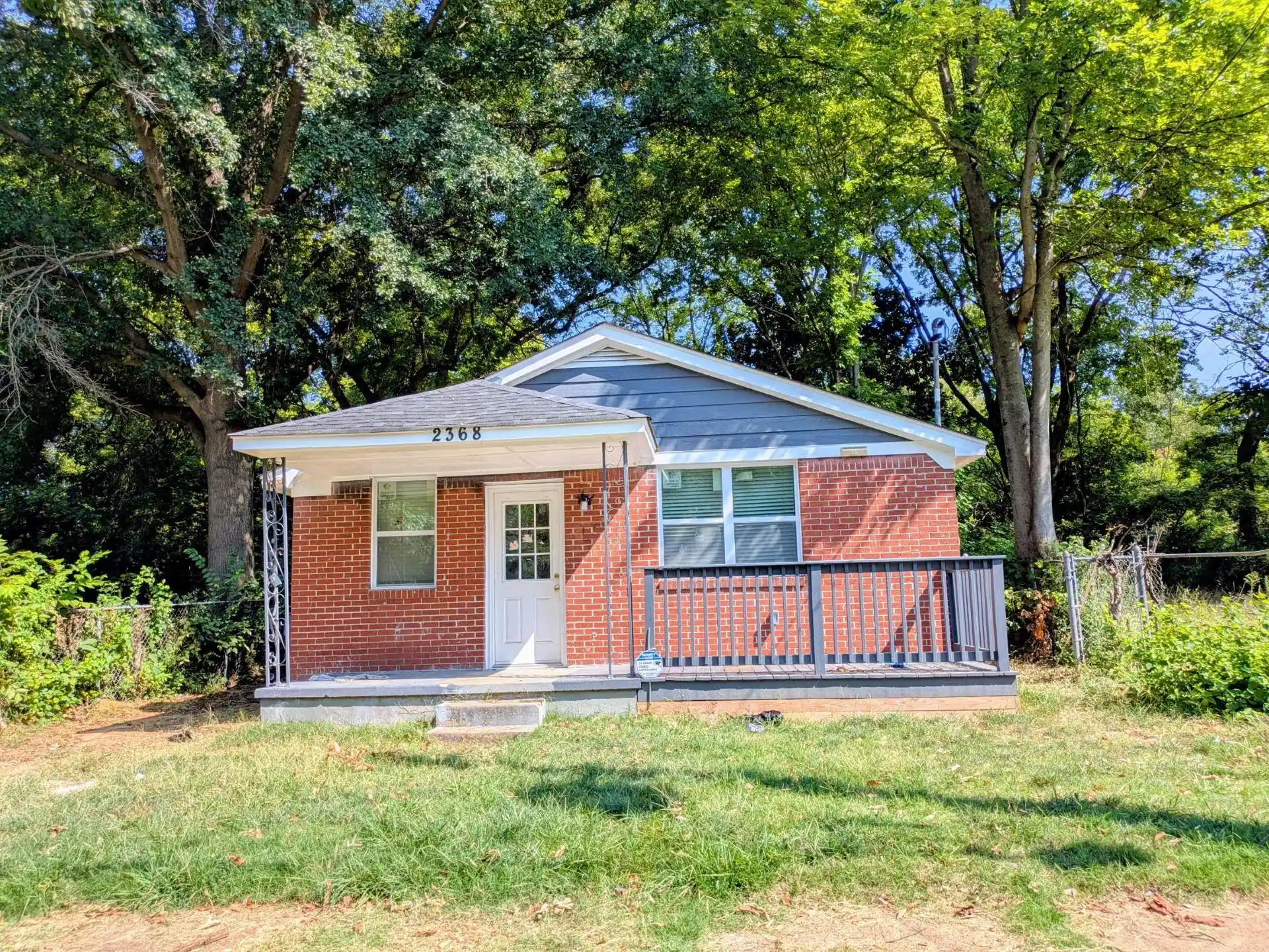 Photo 1 of Single family home for sale at 2368 Vandale Ave, Memphis, TN 38108 | MLS# 10229248 | Listing updated on 2026-08-27