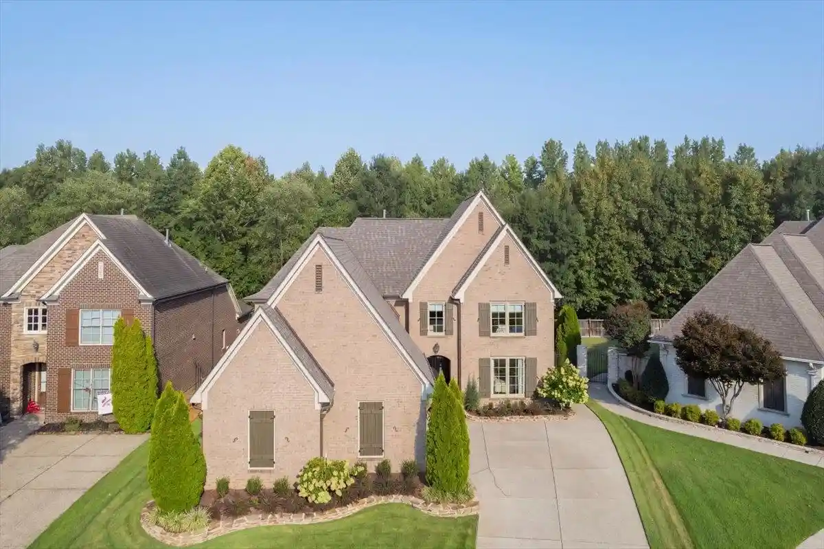 Photo 1 of Single family home for sale at 1689 De Haig Ln, Collierville, TN 38017 | MLS# 10229255 | Listing updated on 2026-09-12