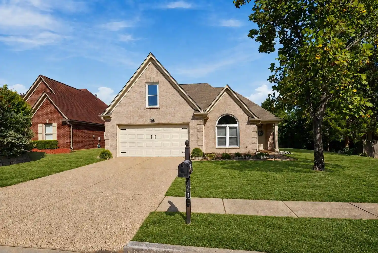 Photo 1 of Sale Pending at 1960 Chartridge Dr, Unincorporated, TN 38016 | MLS# 10229263 | Listing updated on 2026-09-09