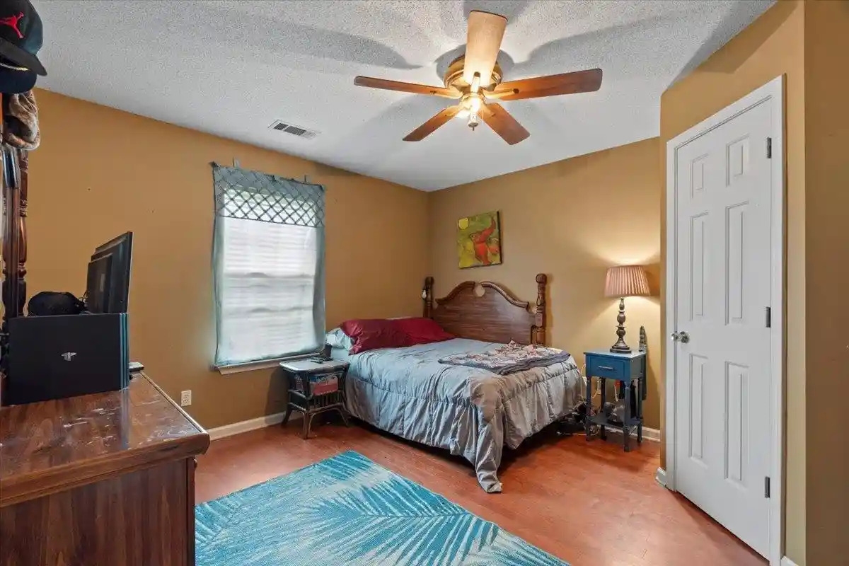 Photo 2 of Single family home for sale at 4760 Hallbrook Dr, Millington, TN 38053 | MLS# 10229269 | Listing updated on 2026-09-01