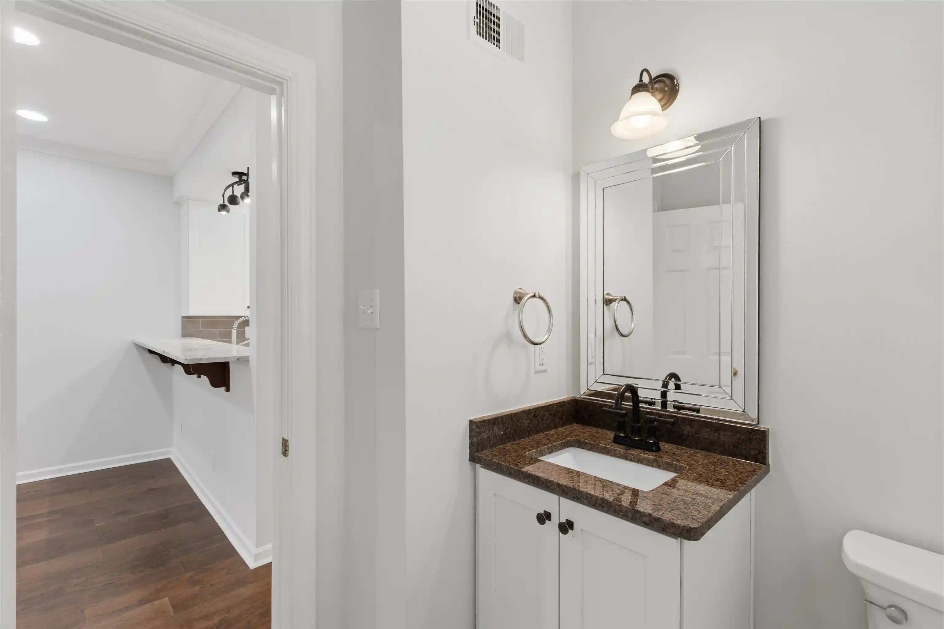 Photo 32 of Single family home for sale at 79 Harbor Village Dr, Memphis, TN 38103 | MLS# 10229273 | Listing updated on 2026-08-30