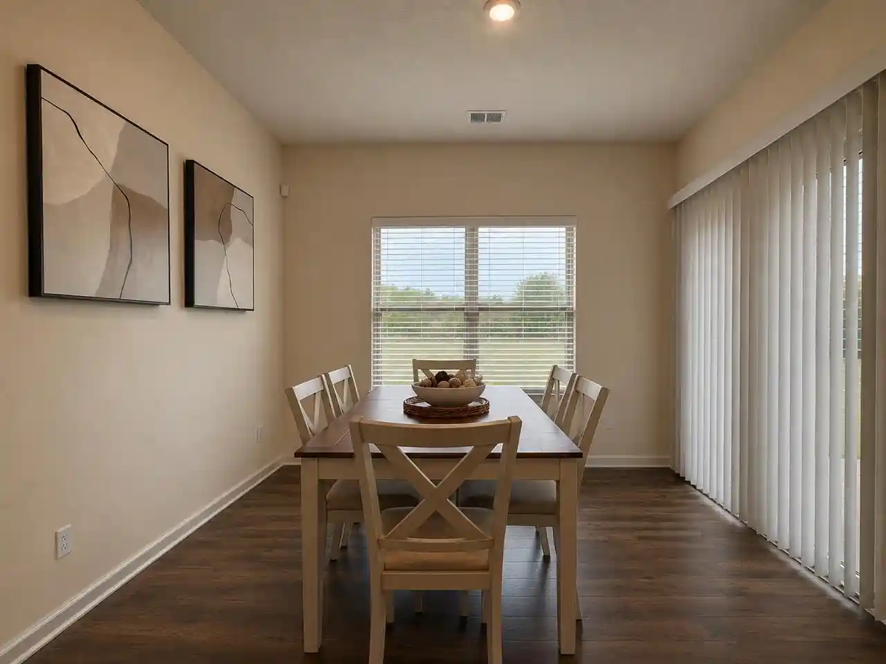 Photo 2 of Single family home for sale at 7404 Barrett Oaks Cv, Millington, TN 38053 | MLS# 10229274 | Listing updated on 2026-09-11