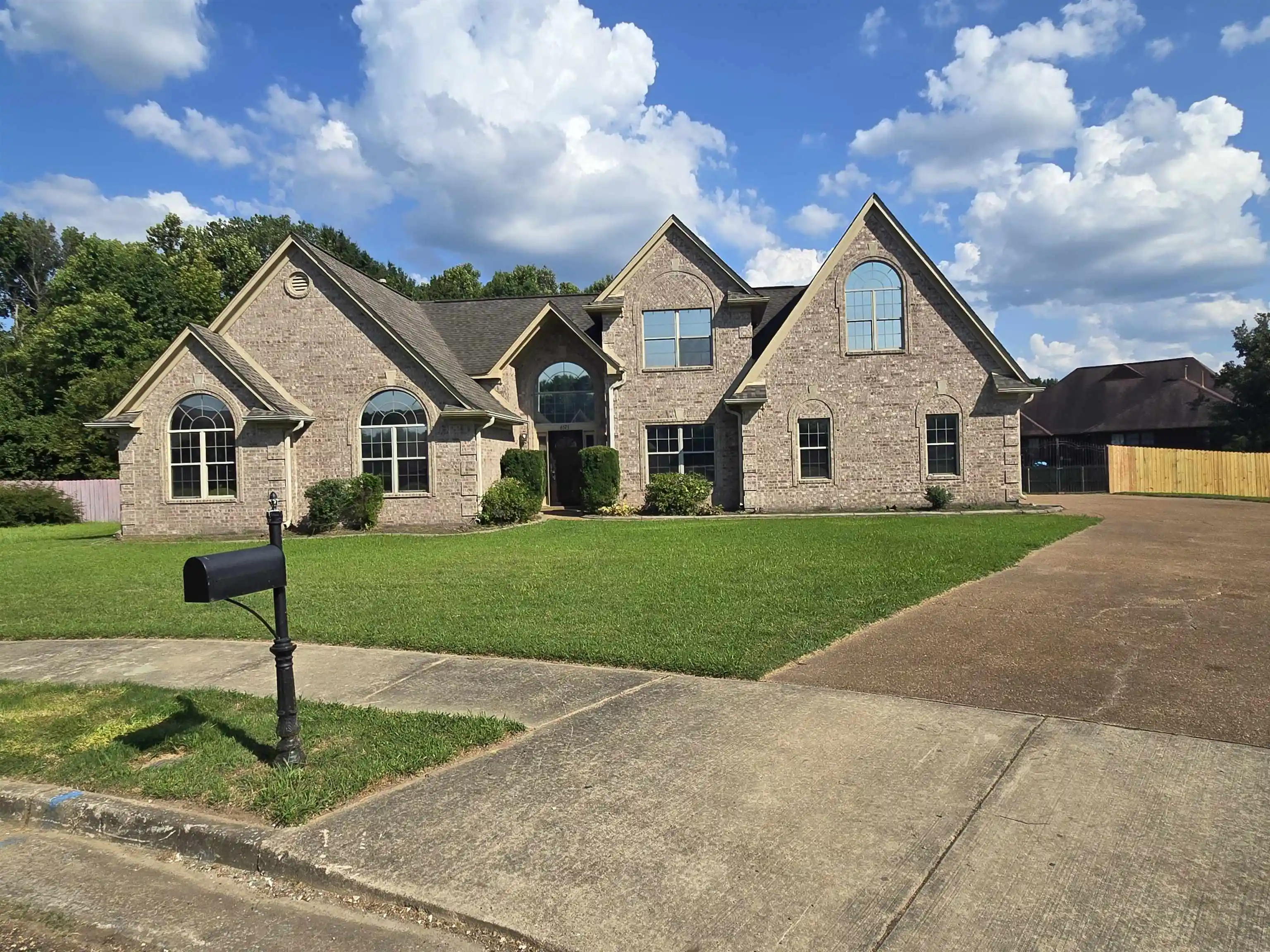 Townhouse for sale at 6573 Logwood Cv, Bartlett, TN 38002 | MLS# 10229278