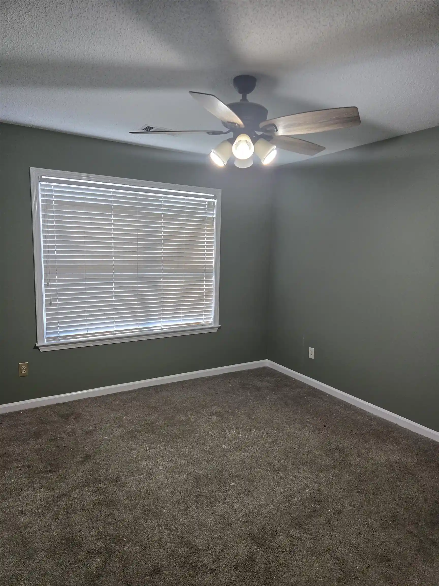 Photo 3 of Townhouse for sale at 6573 Logwood Cv, Bartlett, TN 38002 | MLS# 10229278 | Listing updated on 2026-08-31