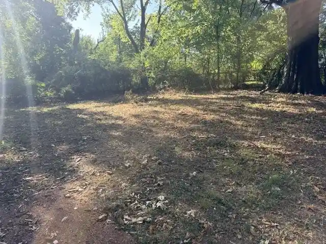 Photo 11 of Single family home for sale at 1459 Eloise Rd, Memphis, TN 38106 | MLS# 10229285 | Listing updated on 2026-08-28