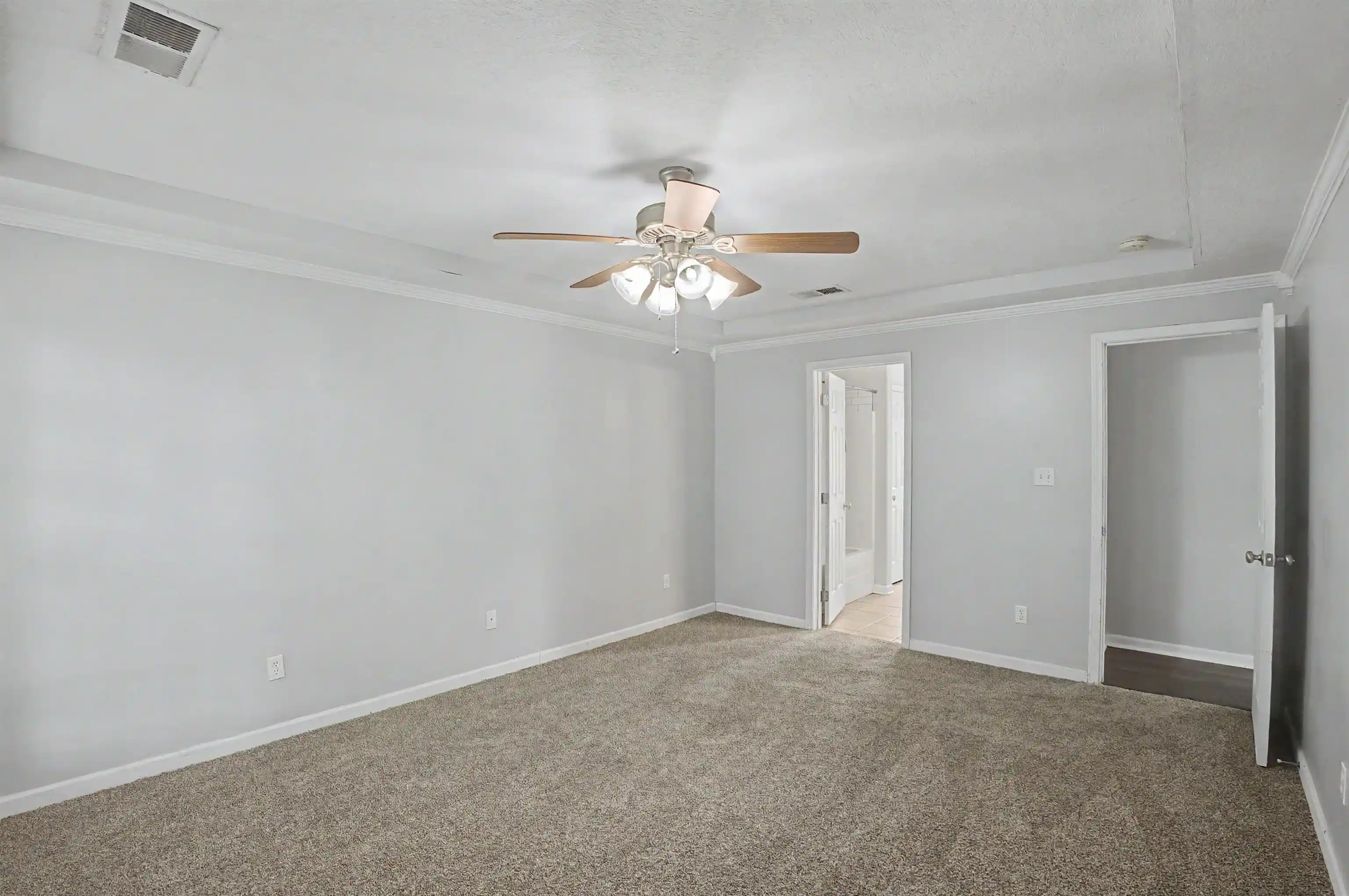 Photo 3 of Townhouse for sale at 9 Broadleaf Cv, Jackson, TN 38305 | MLS# 10229296 | Listing updated on 2026-08-28