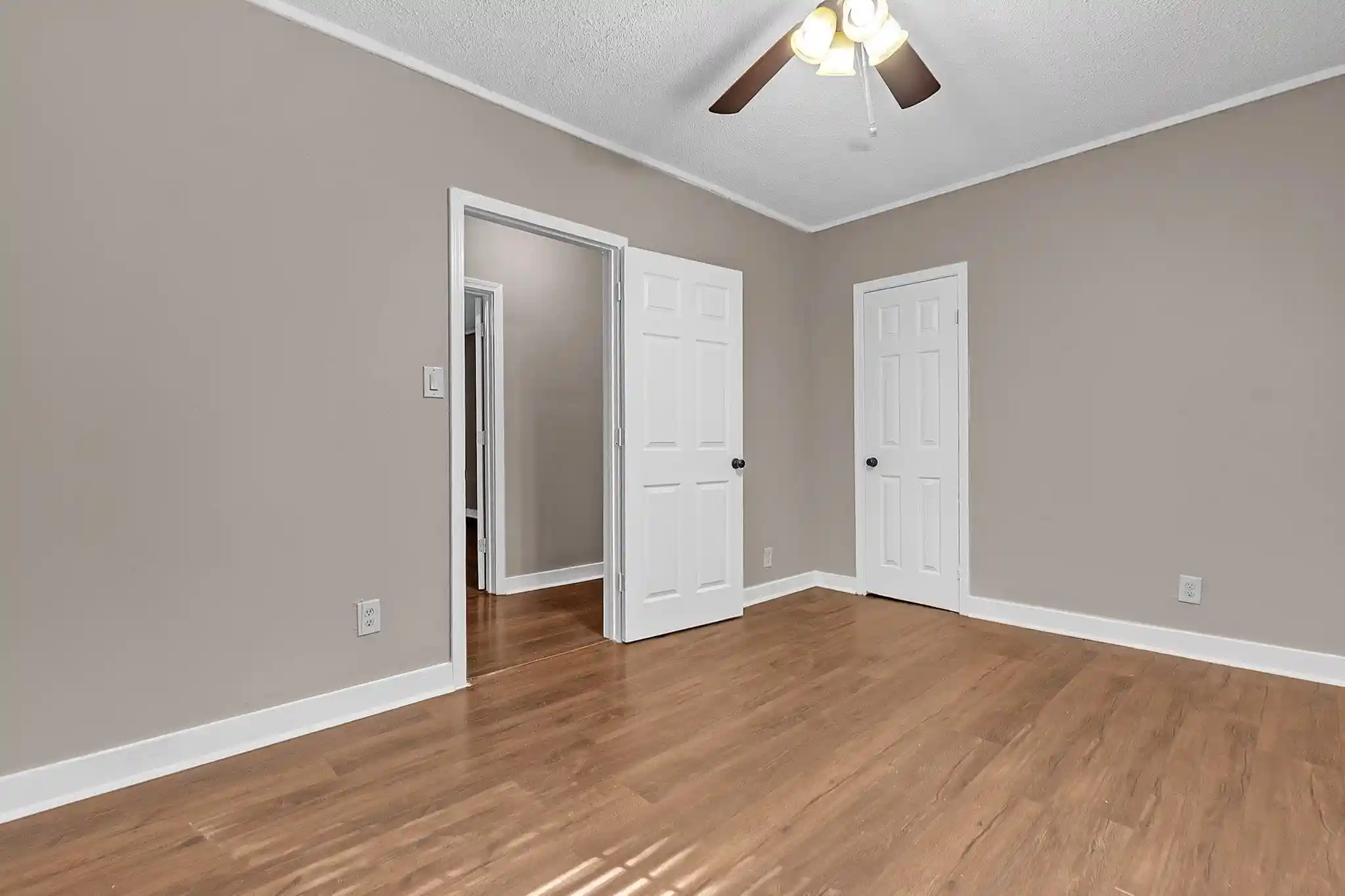 Photo 3 of Single family home for sale at 1347 E Trigg Ave, Memphis, TN 38106 | MLS# 10229300 | Listing updated on 2026-08-28