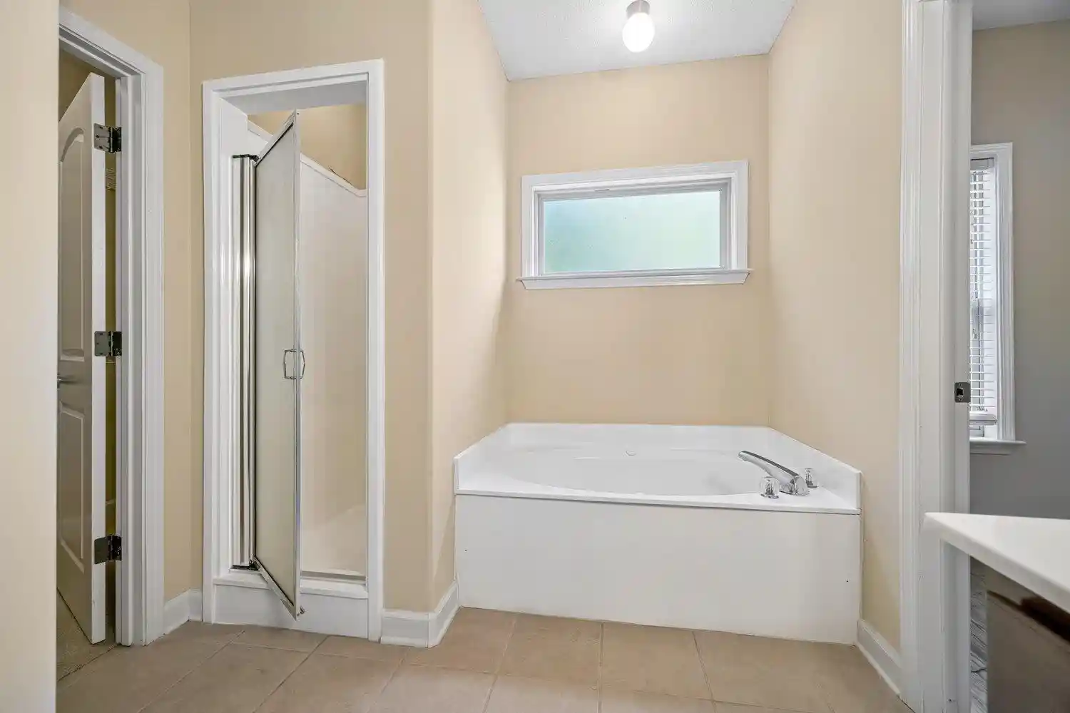 Photo 3 of Single family home for sale at 5045 Vonell Wy, Bartlett, TN 38002 | MLS# 10229309 | Listing updated on 2026-08-28