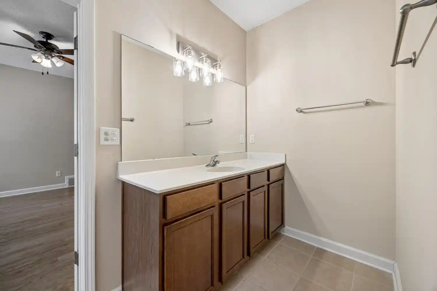 Photo 3 of Single family home for sale at 5045 Vonell Wy, Bartlett, TN 38002 | MLS# 10229309 | Listing updated on 2026-08-28