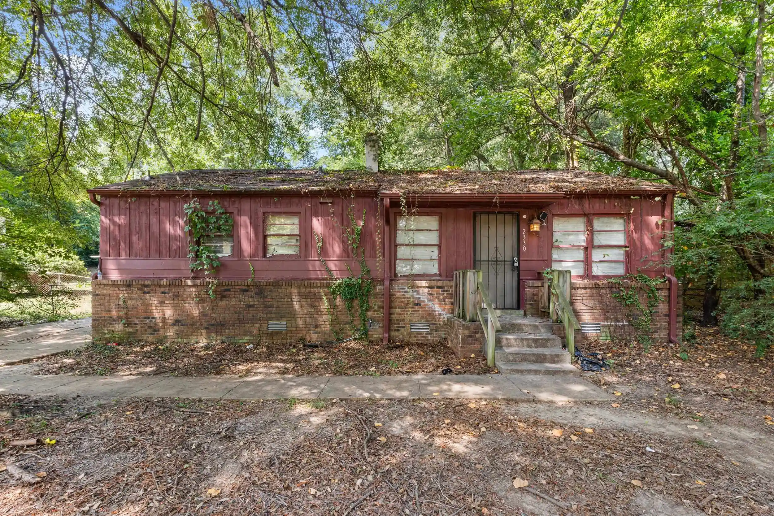 Photo 1 of Single family home for sale at 2330 Slocum Ave, Memphis, TN 38127 | MLS# 10229320 | Listing updated on 2026-09-28
