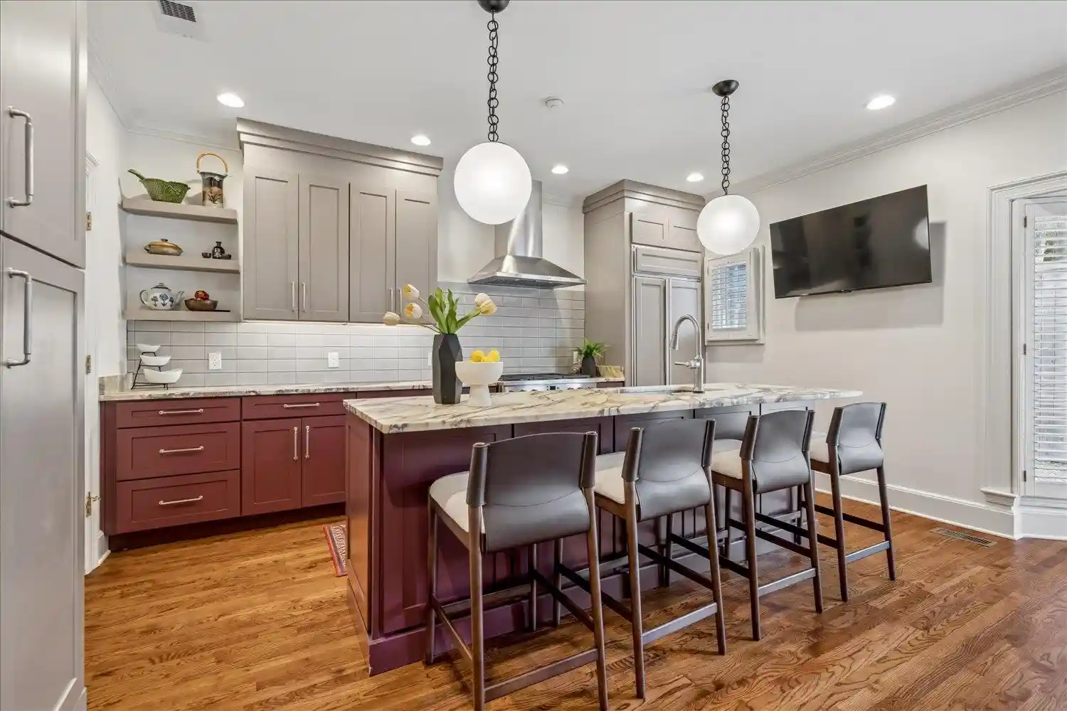 Photo 3 of Single family home for sale at 4363 W Cherry Pl Dr, Memphis, TN 38117 | MLS# 10229330 | Listing updated on 2026-09-23