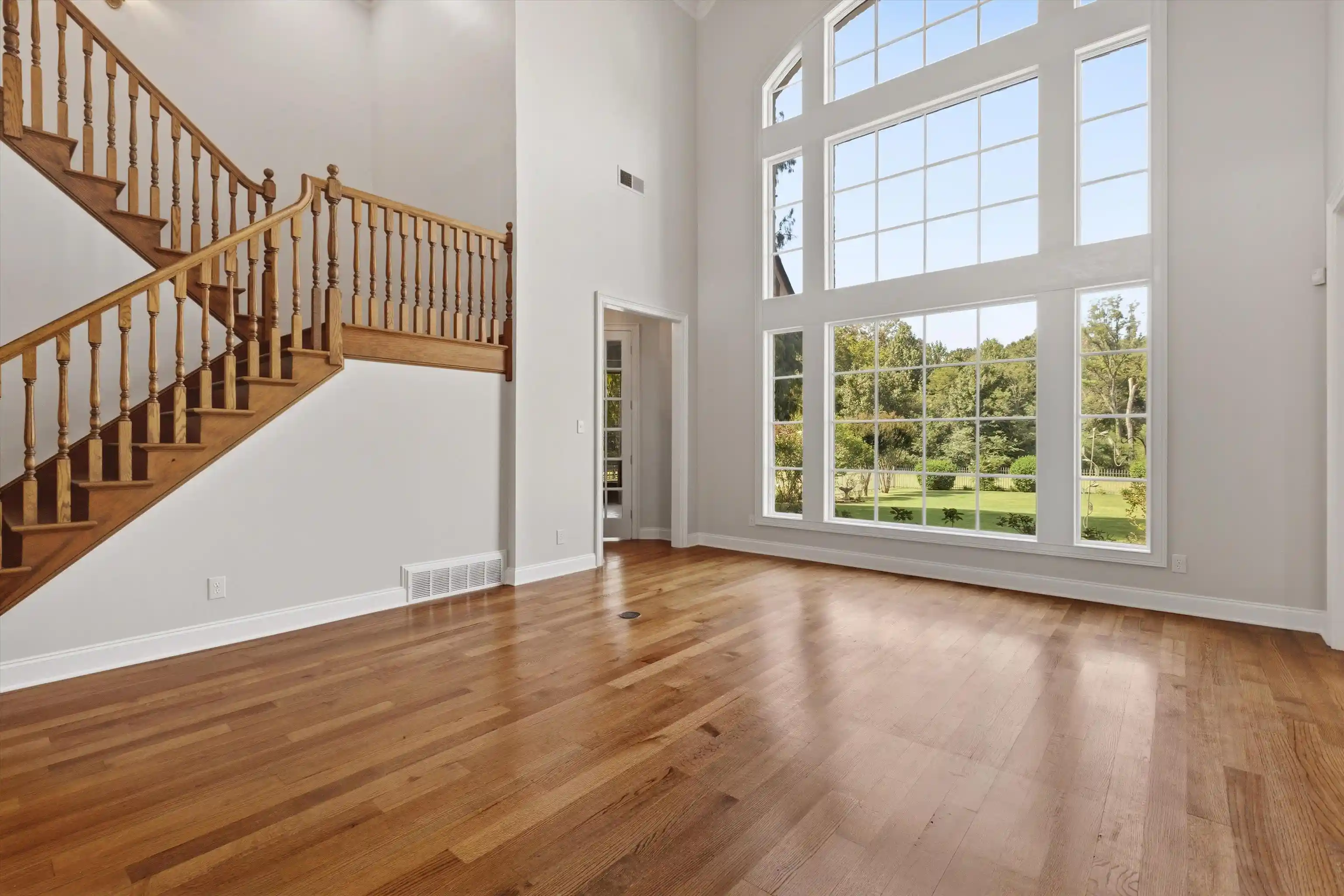 Photo 3 of Sale Pending at 8676 Old Creek Rd, Unincorporated, TN 38125 | MLS# 10229334 | Listing updated on 2026-09-14
