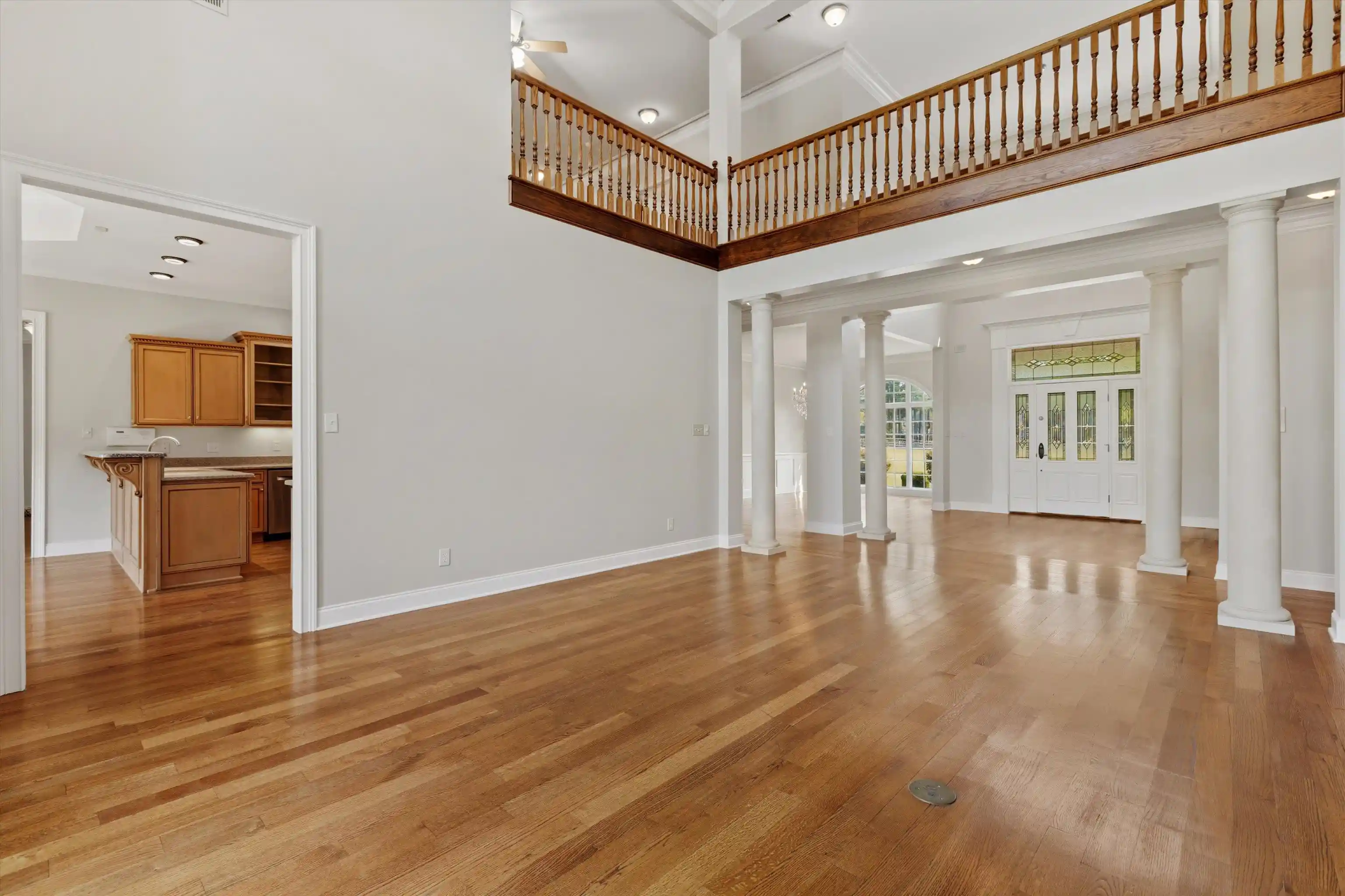 Photo 3 of Sale Pending at 8676 Old Creek Rd, Unincorporated, TN 38125 | MLS# 10229334 | Listing updated on 2026-09-14