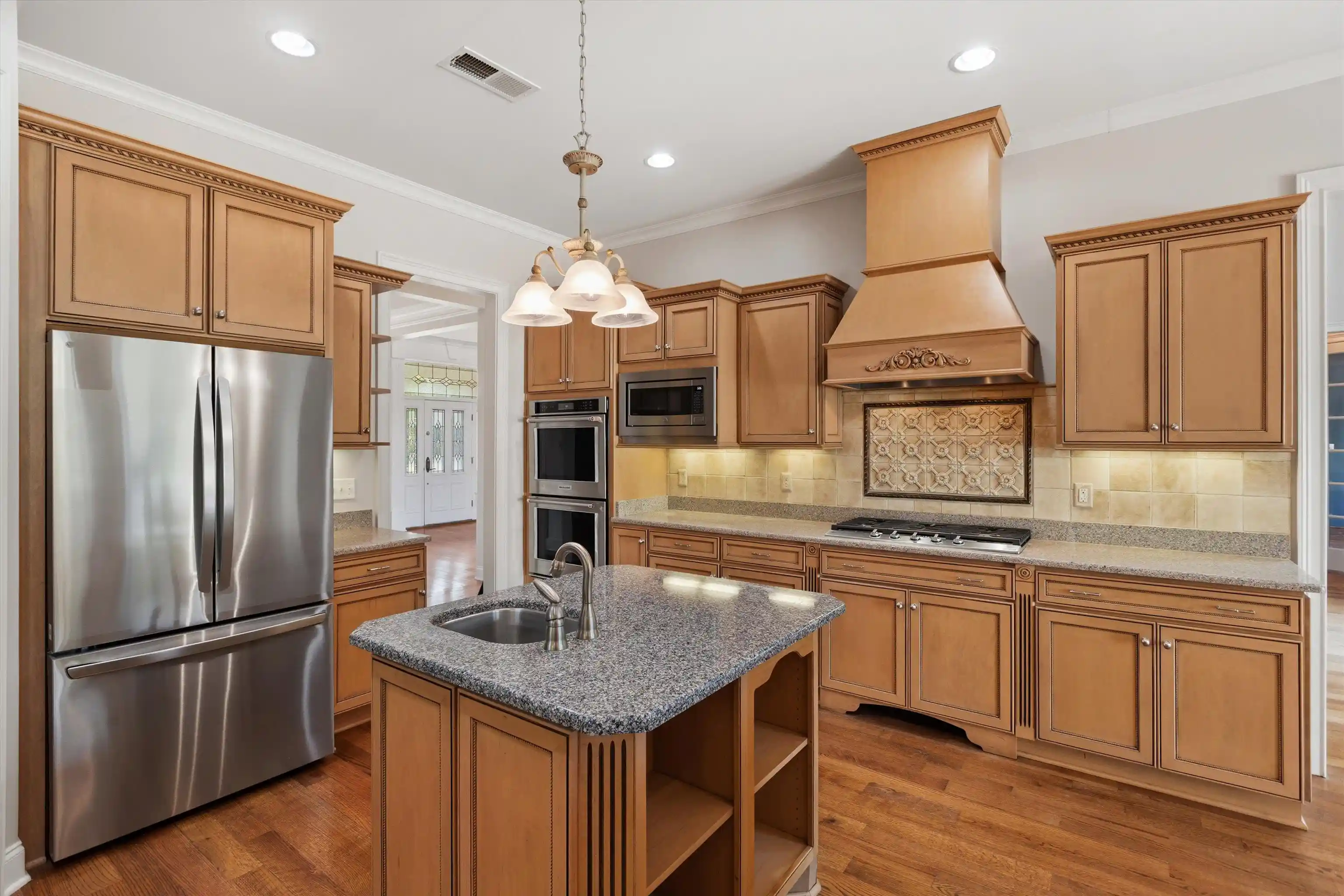 Photo 4 of Sale Pending at 8676 Old Creek Rd, Unincorporated, TN 38125 | MLS# 10229334 | Listing updated on 2026-09-14