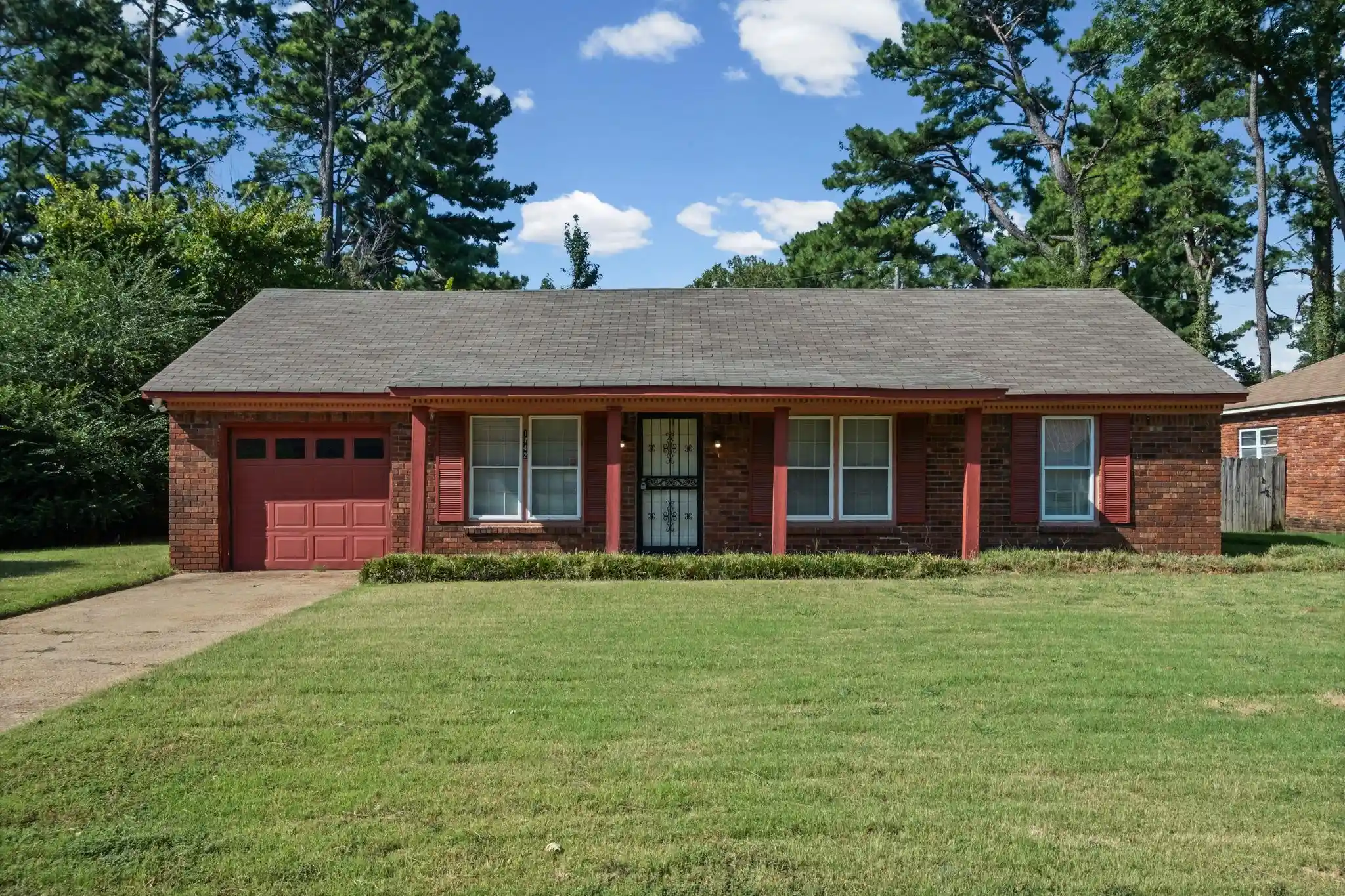 Photo 1 of Sale Pending at 1742 San Bernardo Ave, Memphis, TN 38116 | MLS# 10229335 | Listing updated on 2026-09-07